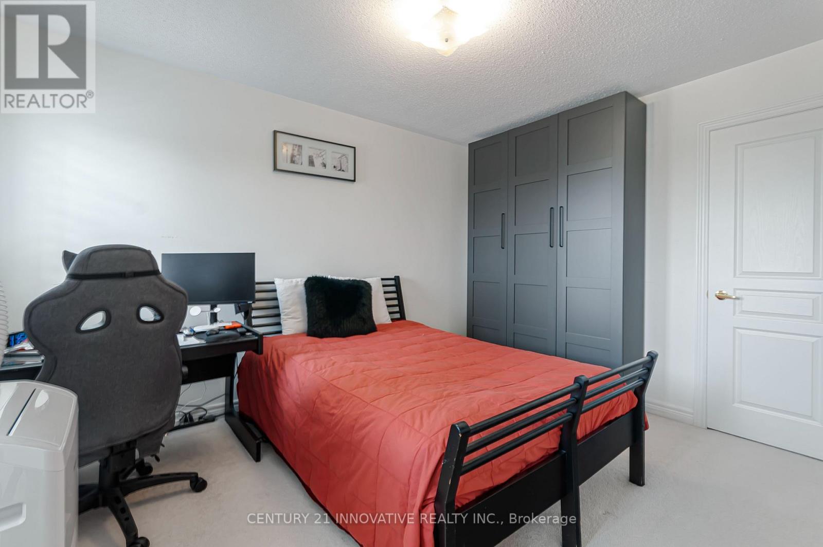 92 RIVERWALK DRIVE - 26