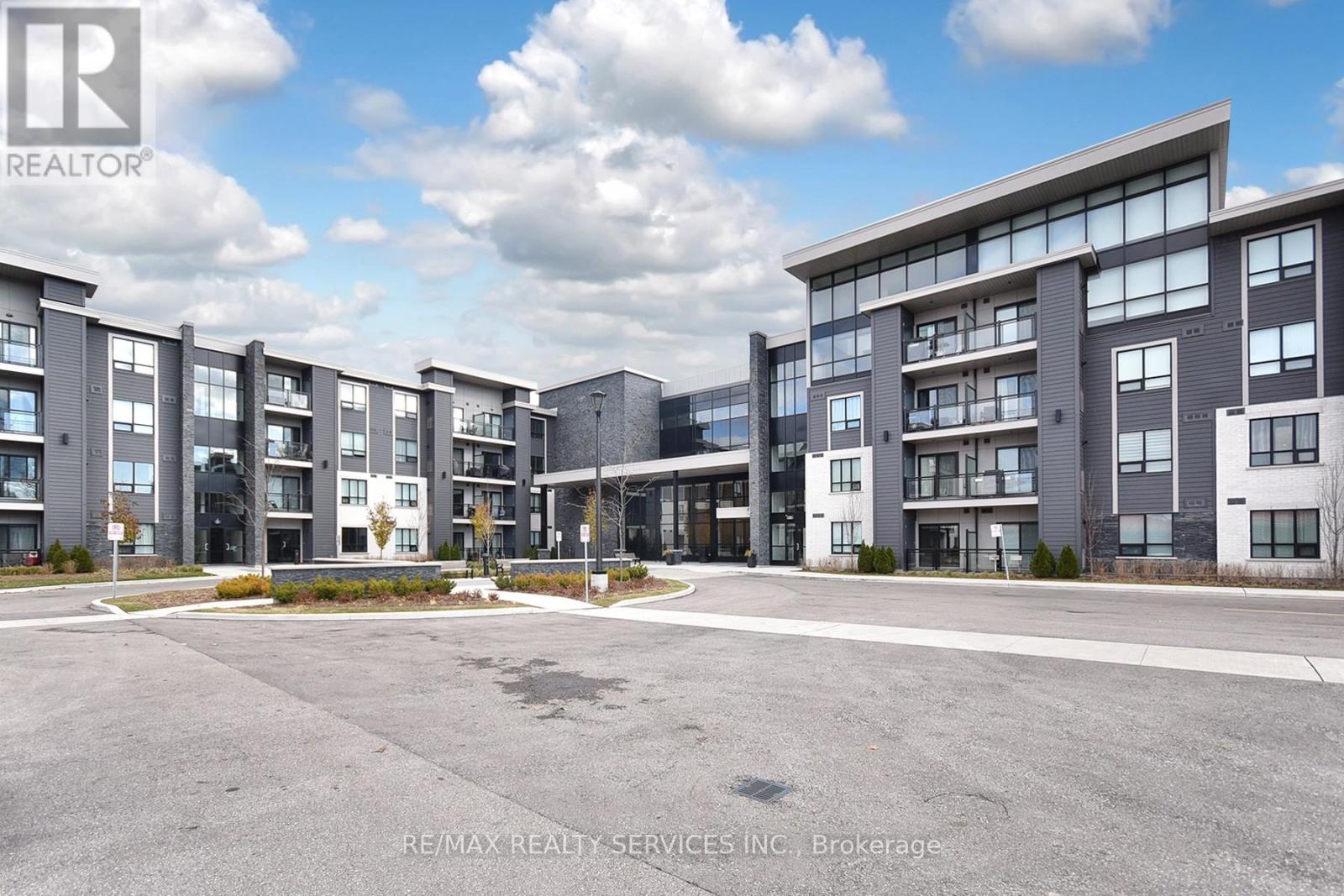 #133 3170 ERIN MILLS PARKWAY - 1