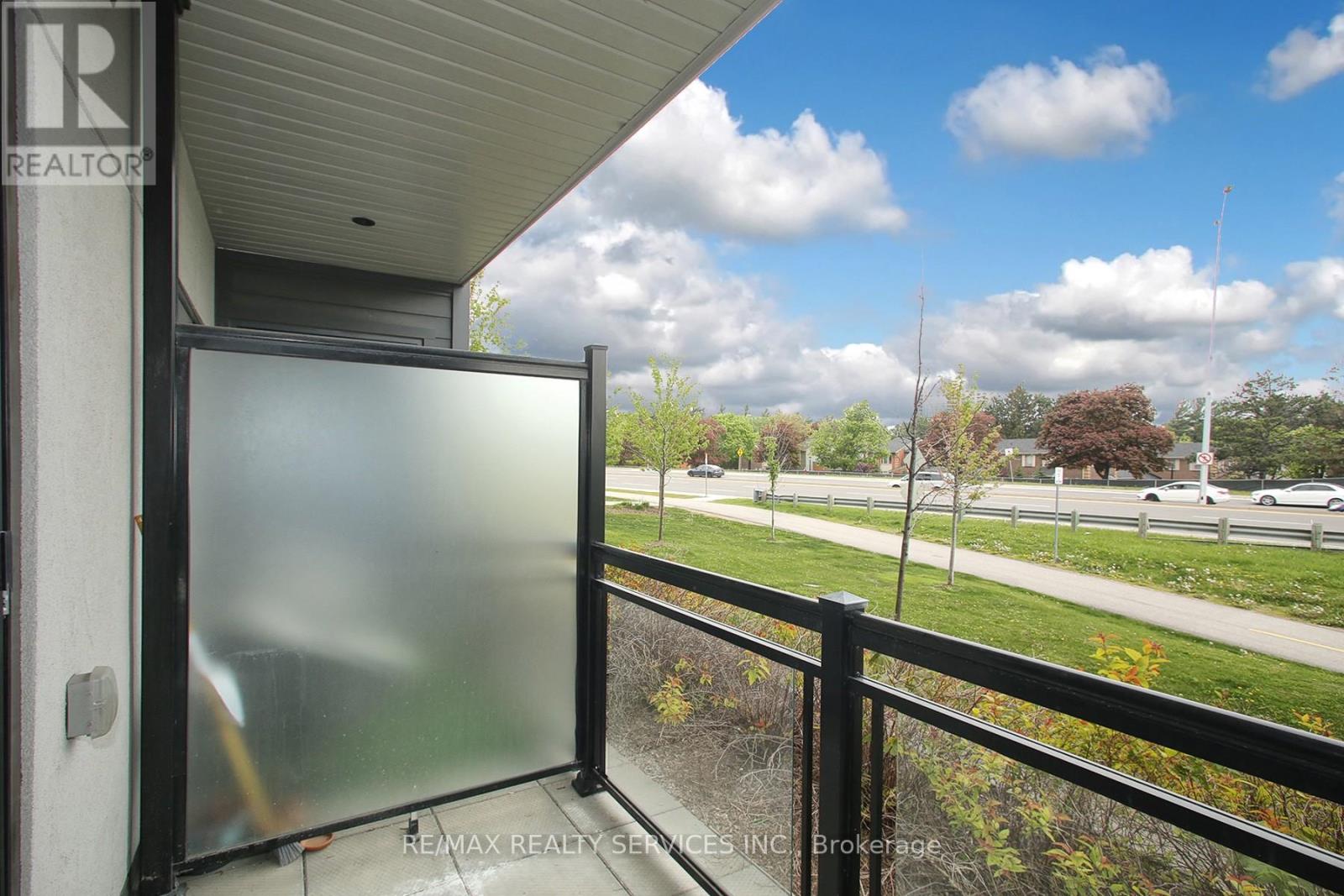 #133 3170 ERIN MILLS PARKWAY - 14