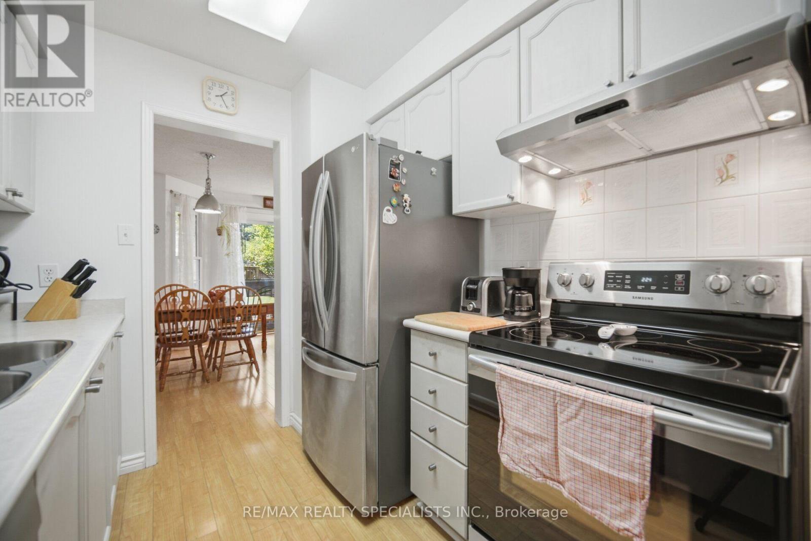 #17 2935 HEADON FOREST DRIVE - 14