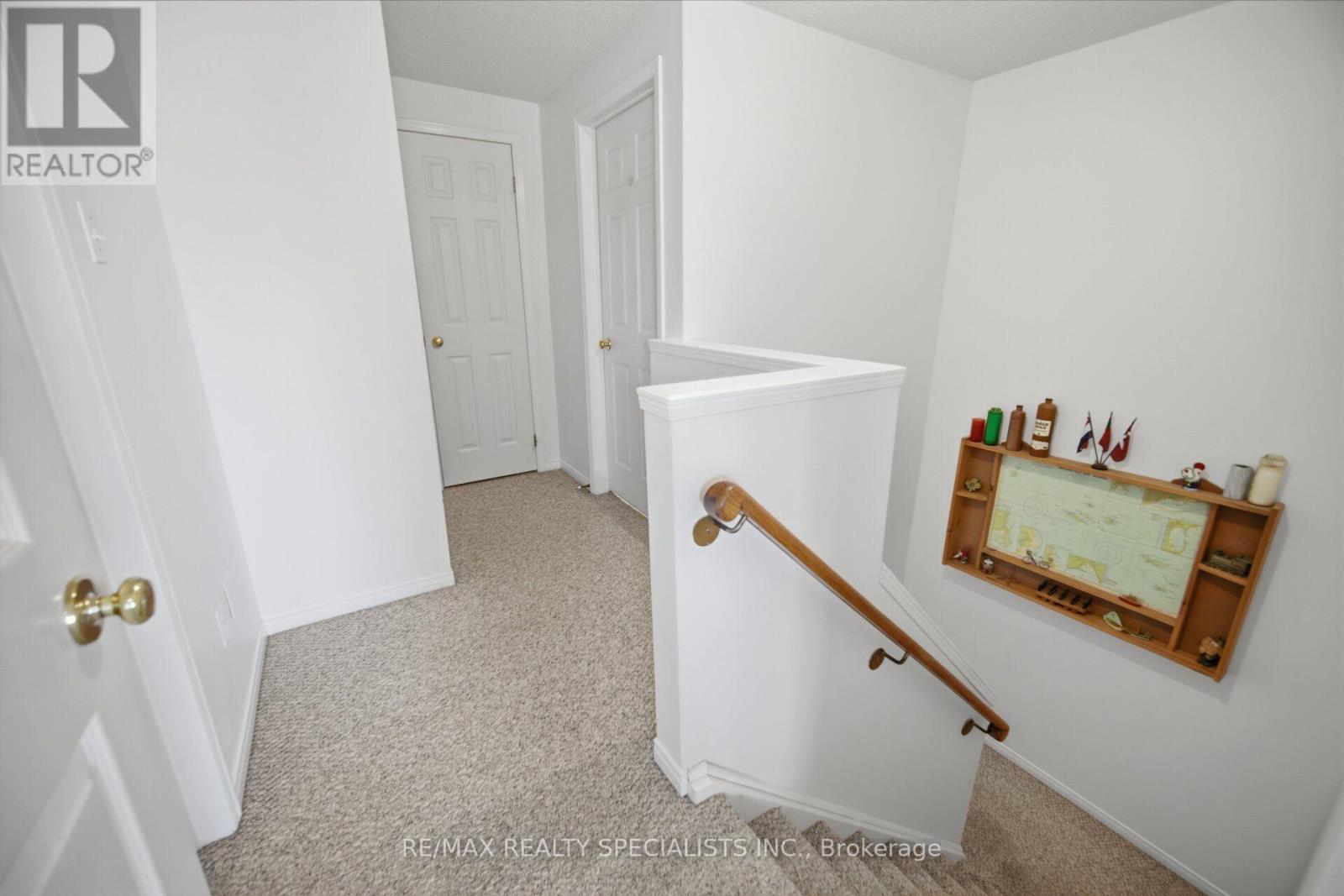 #17 2935 HEADON FOREST DRIVE - 21