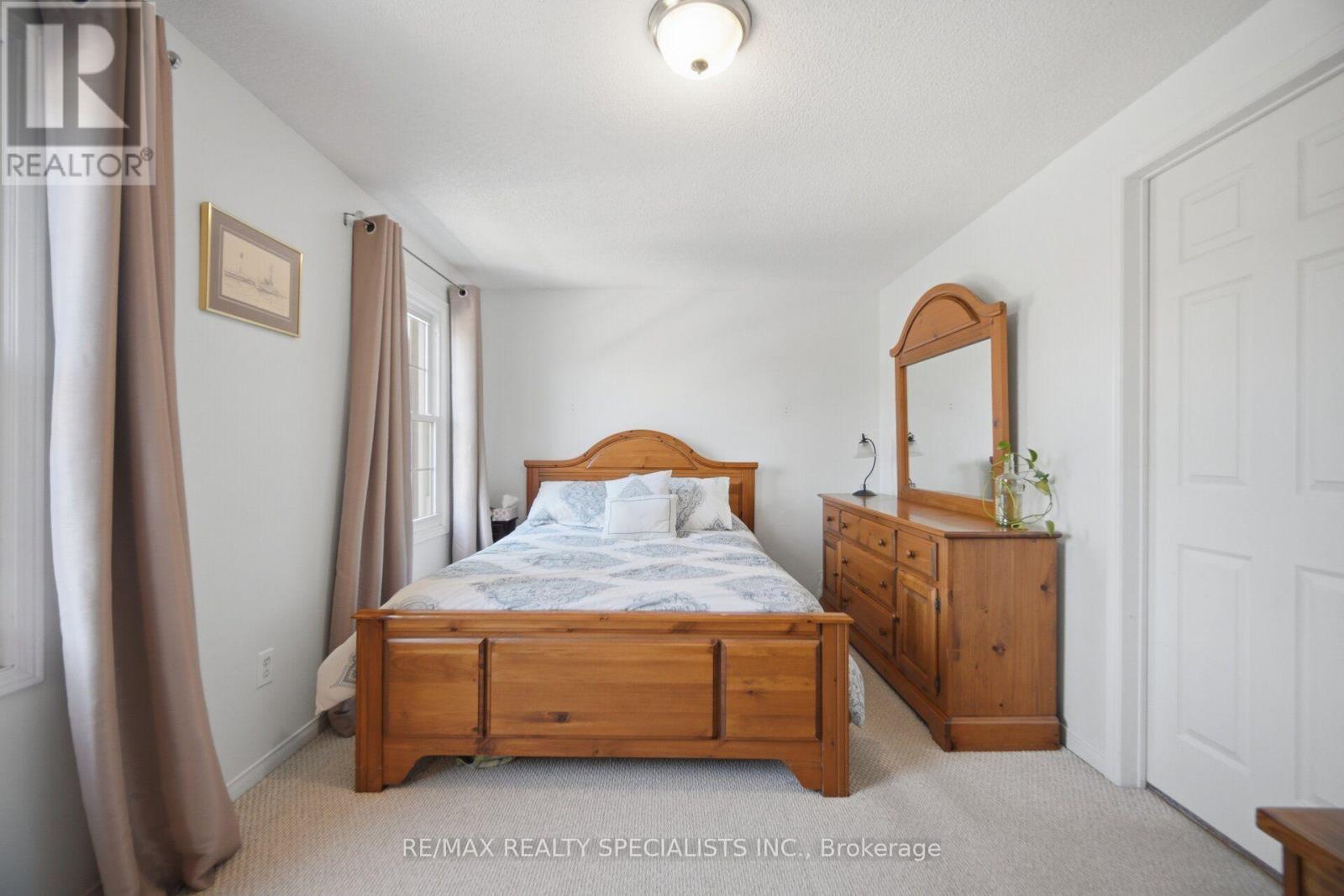 #17 2935 HEADON FOREST DRIVE - 24