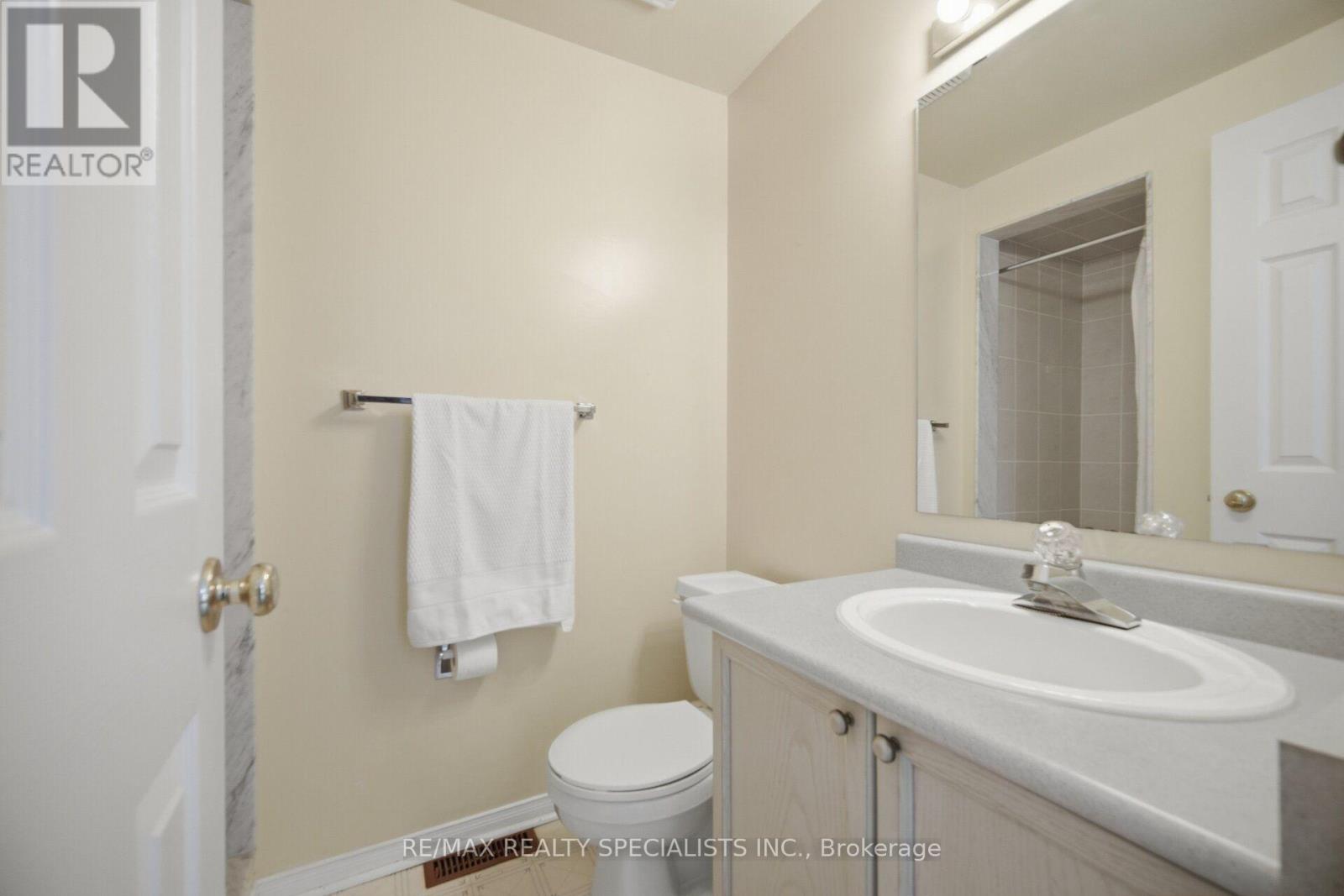 #17 2935 HEADON FOREST DRIVE - 26