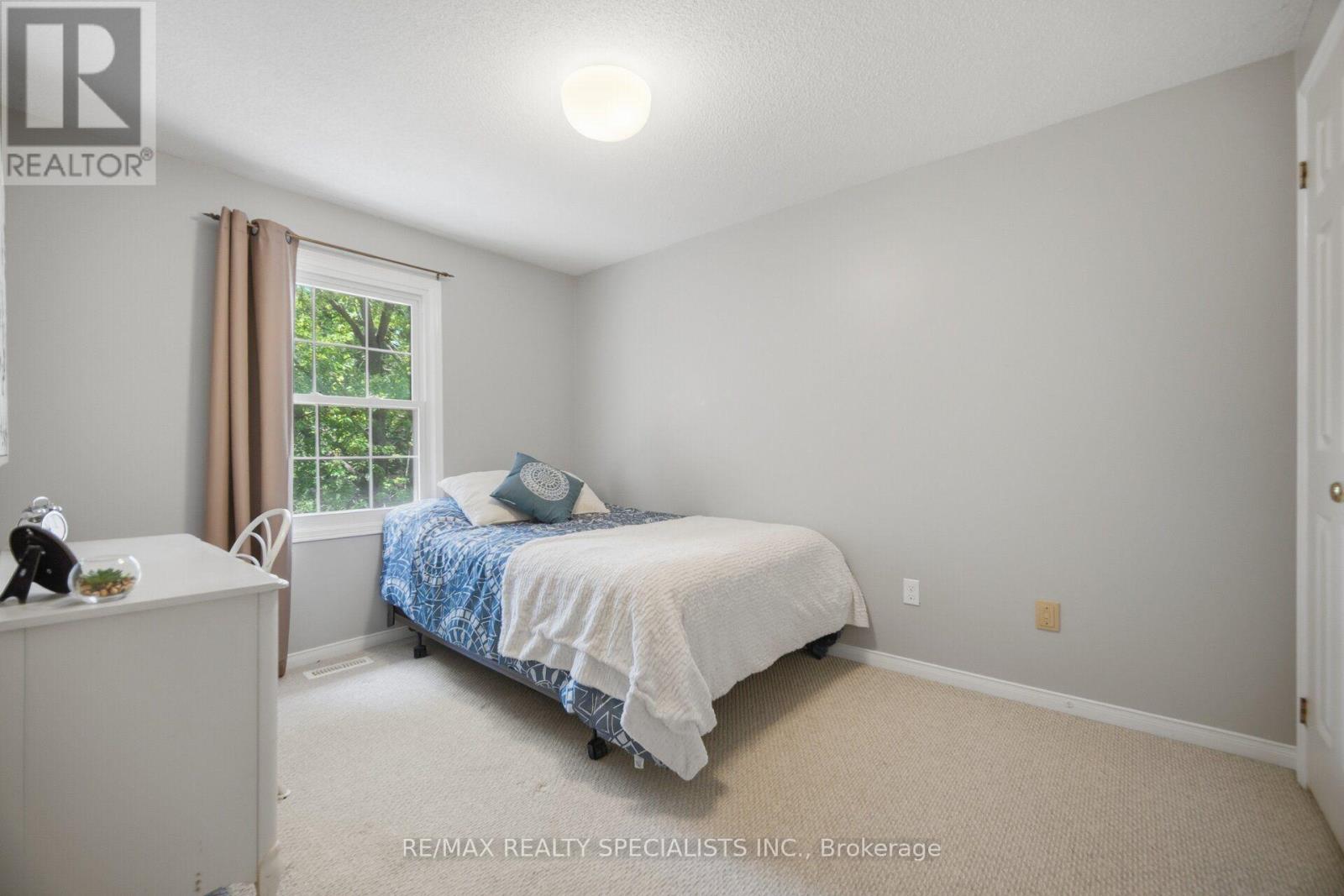 #17 2935 HEADON FOREST DRIVE - 28