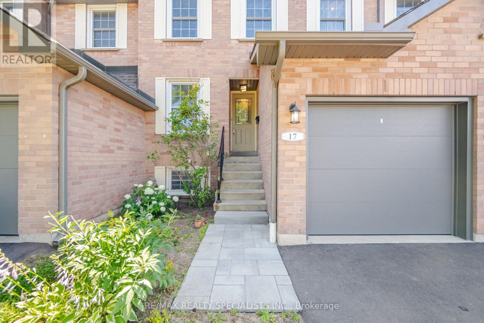#17 2935 HEADON FOREST DRIVE - 3