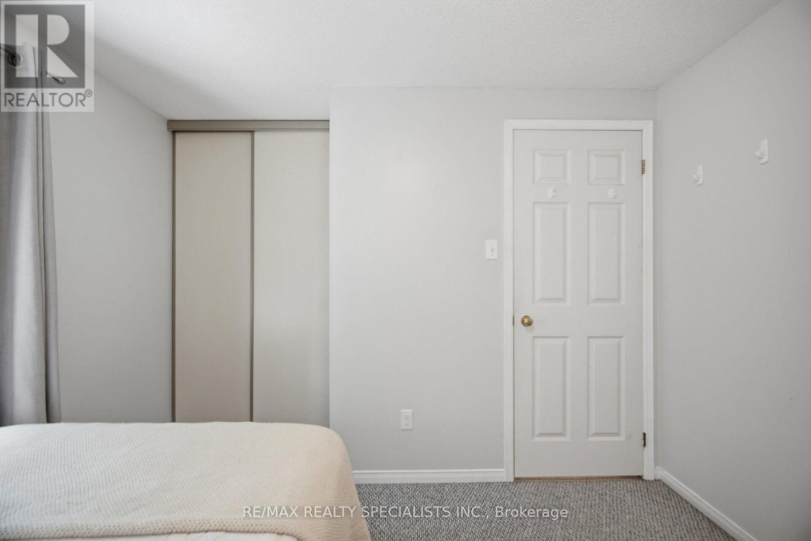 #17 2935 HEADON FOREST DRIVE - 31