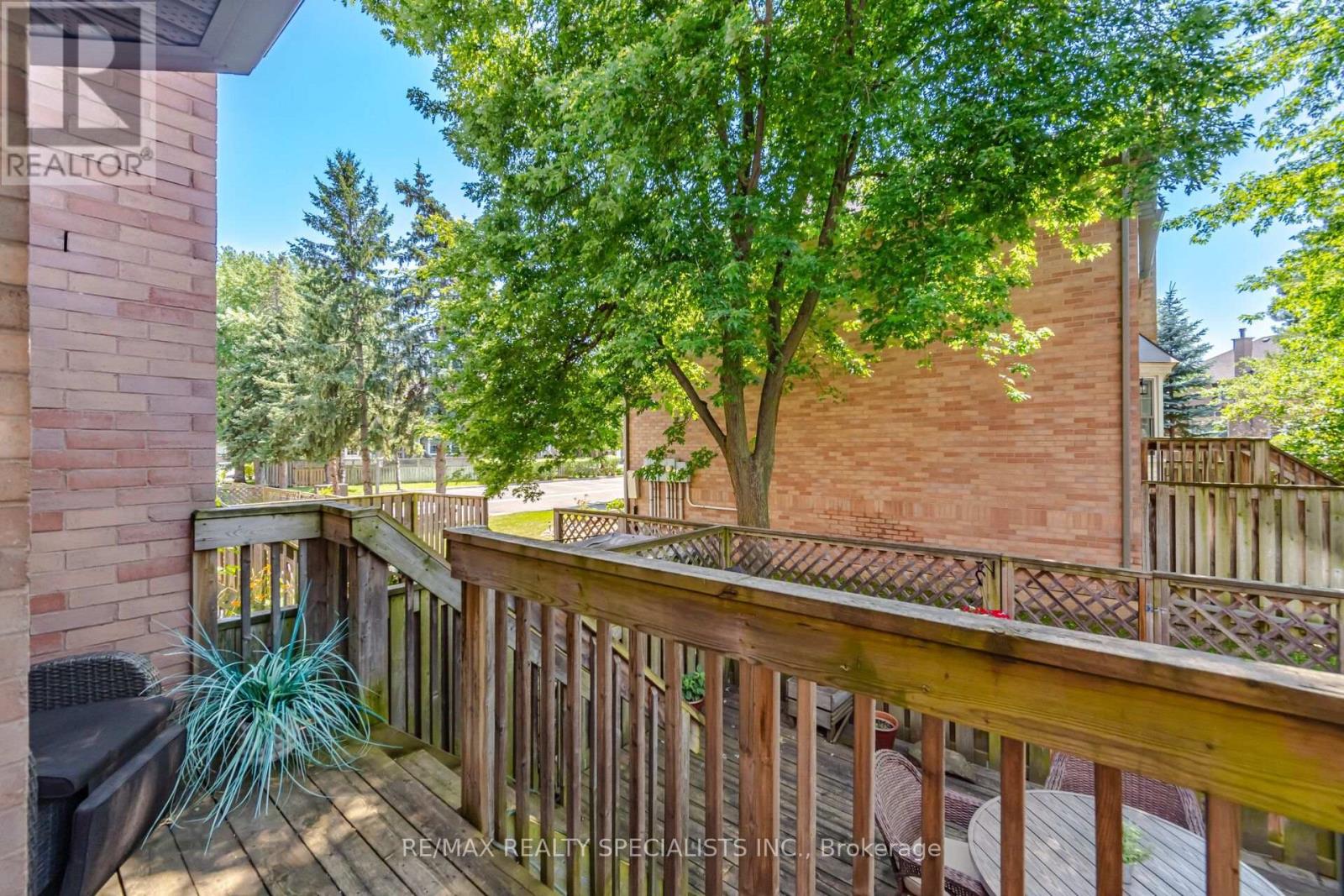#17 2935 HEADON FOREST DRIVE - 38