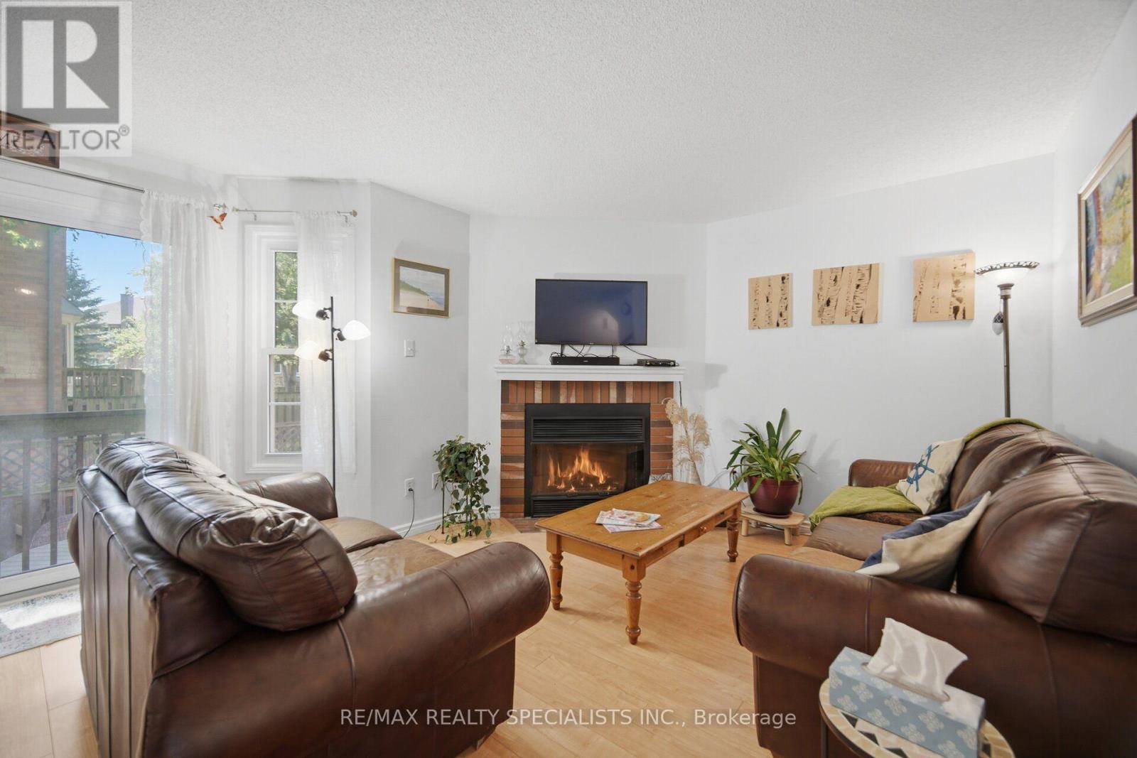 #17 2935 HEADON FOREST DRIVE - 7