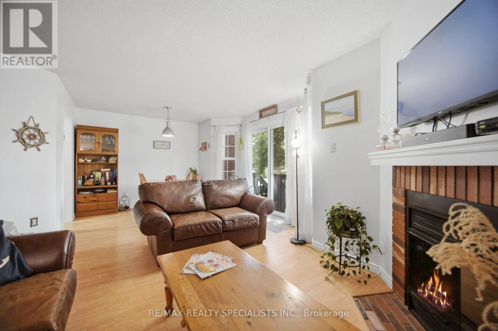 #17 2935 HEADON FOREST DRIVE - 9