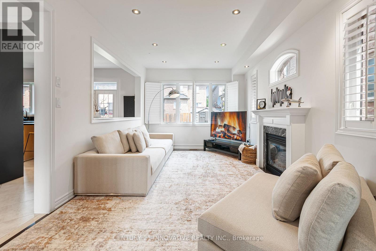92 RIVERWALK DRIVE - 17