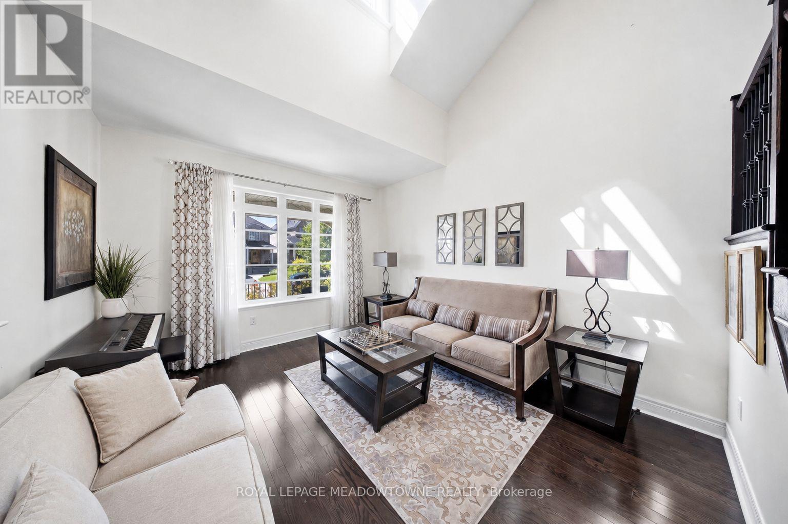 298 EATON STREET - 10