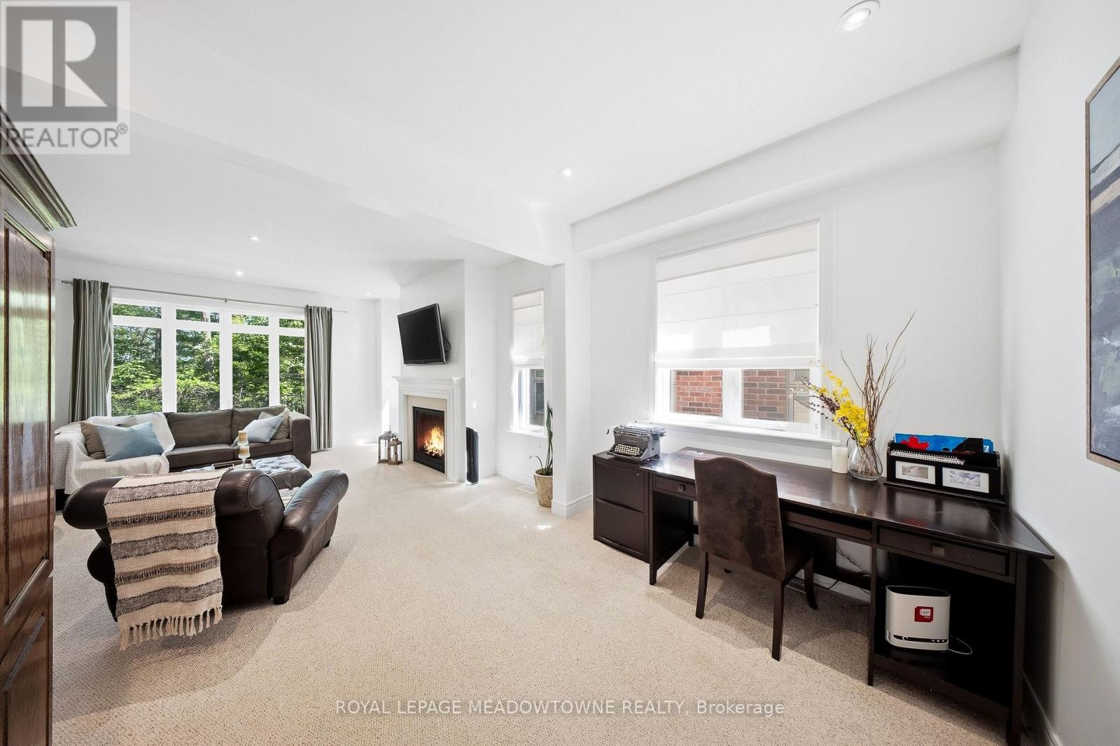 298 EATON STREET - 23