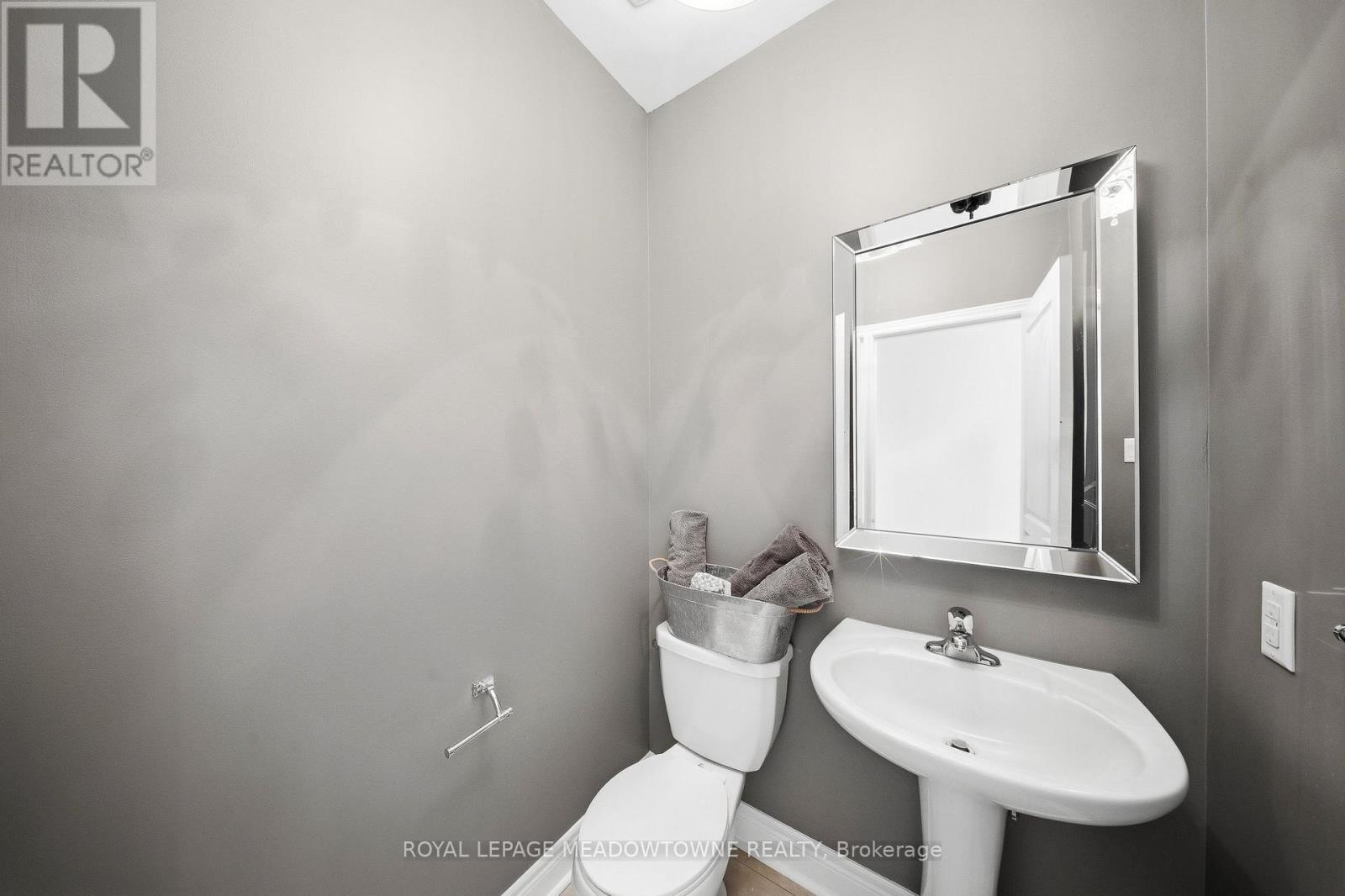 298 EATON STREET - 24