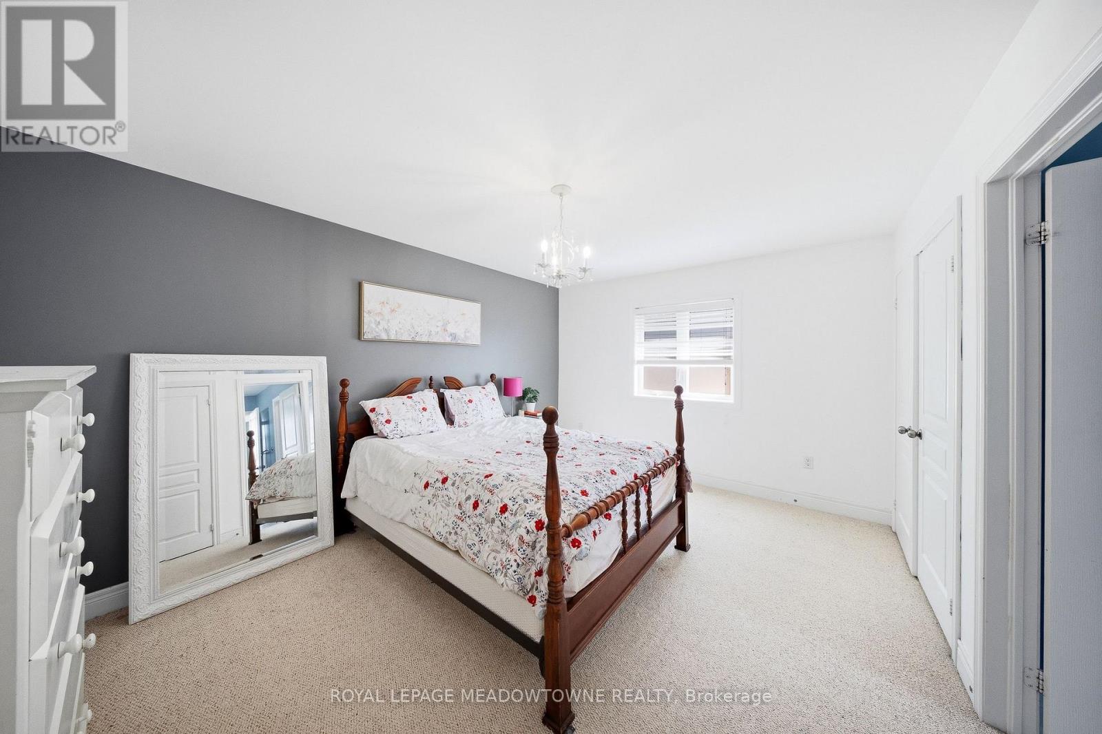 298 EATON STREET - 32