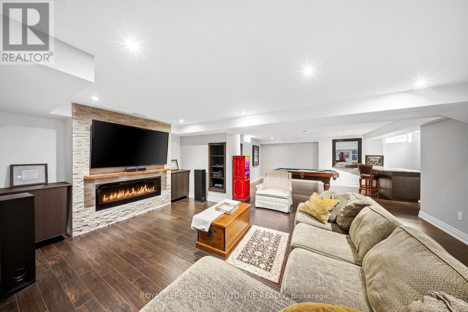 298 EATON STREET - 37