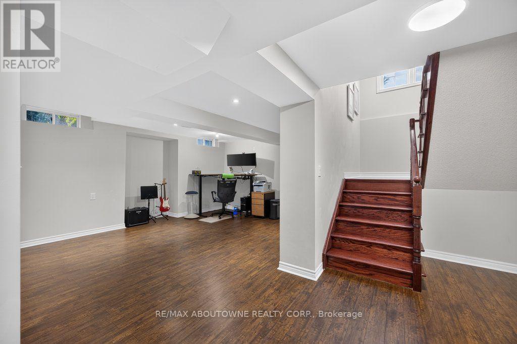 2201 LAPSLEY CRESCENT - Image 34