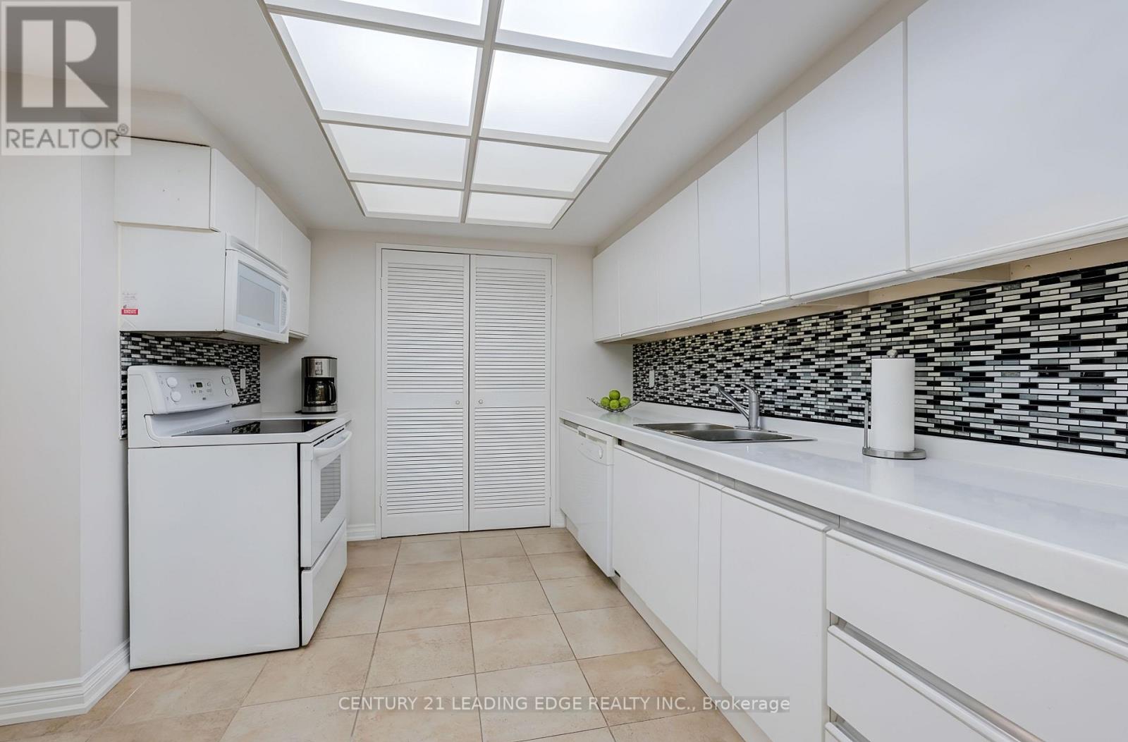 #3706 2045 LAKE SHORE BOULEVARD W - Image 15