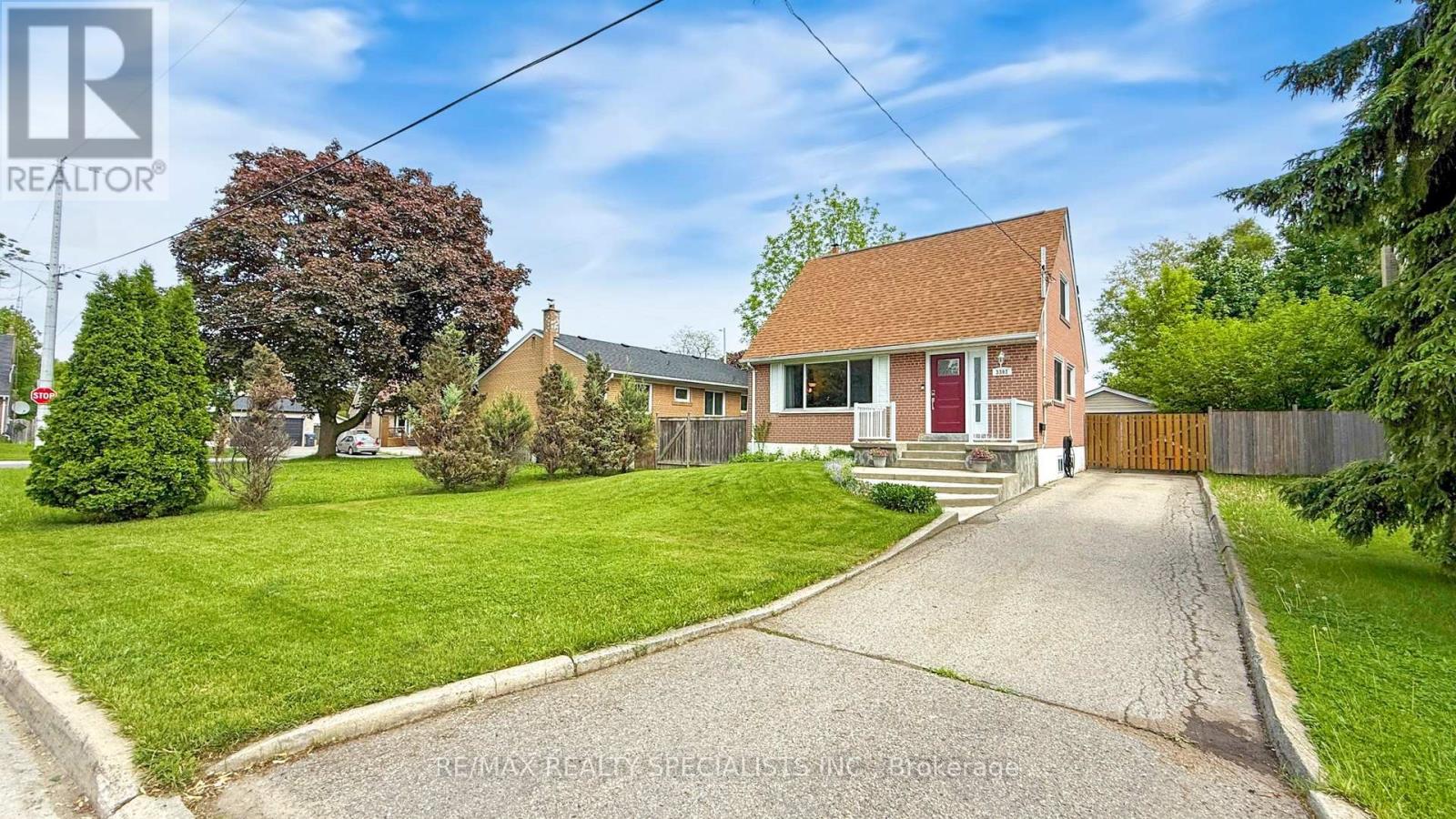 3392 SONJA ROAD - 32