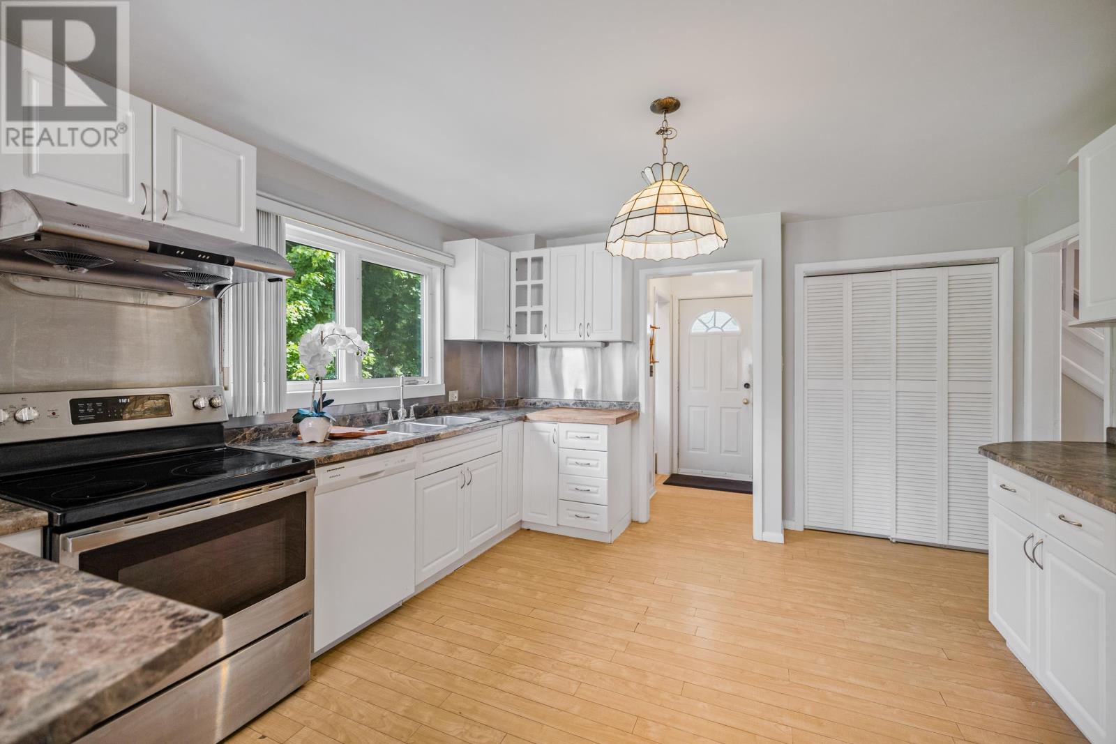 131 Nassau Street - Image 10