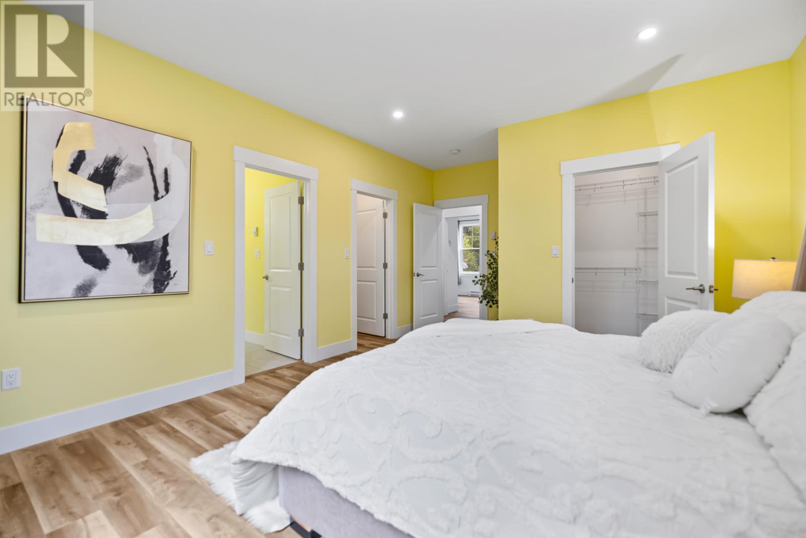 74 England Circle - Image 23