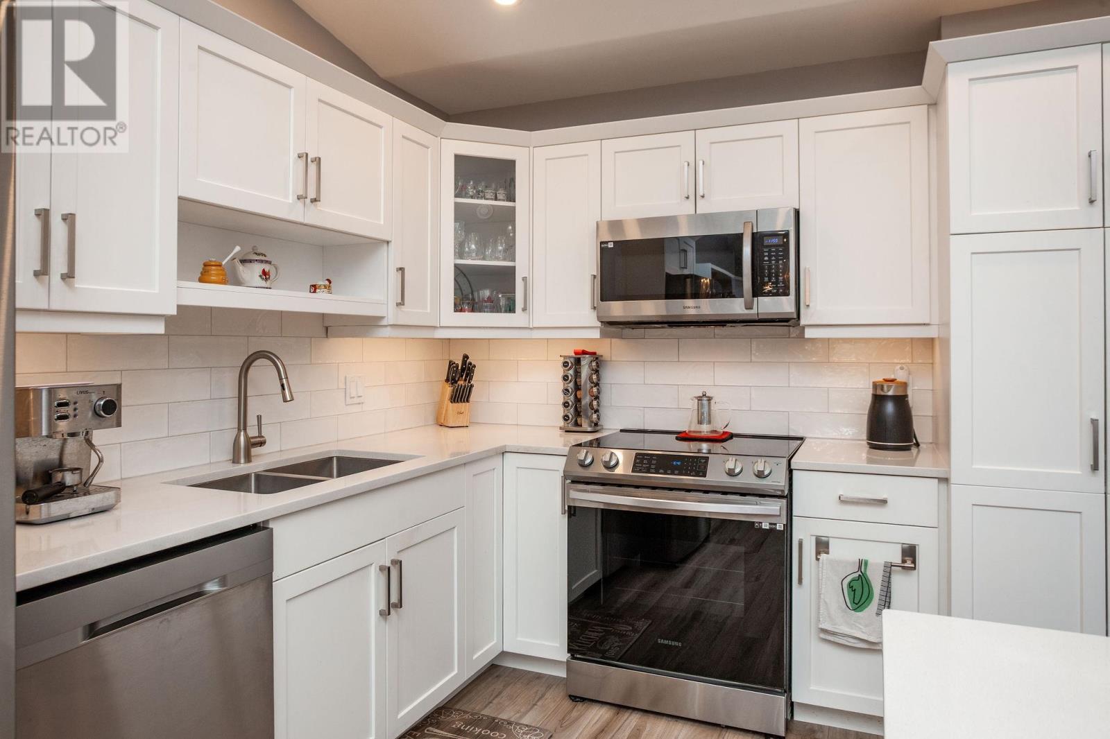 42 Beech Hill Avenue - 13
