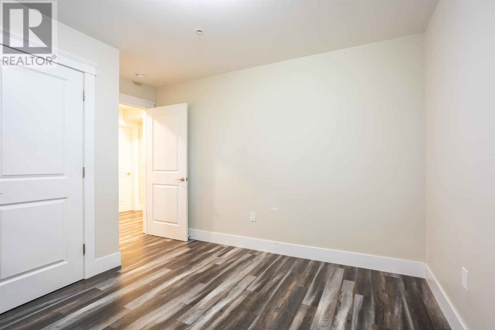 #105 29 Stratford Road - 16