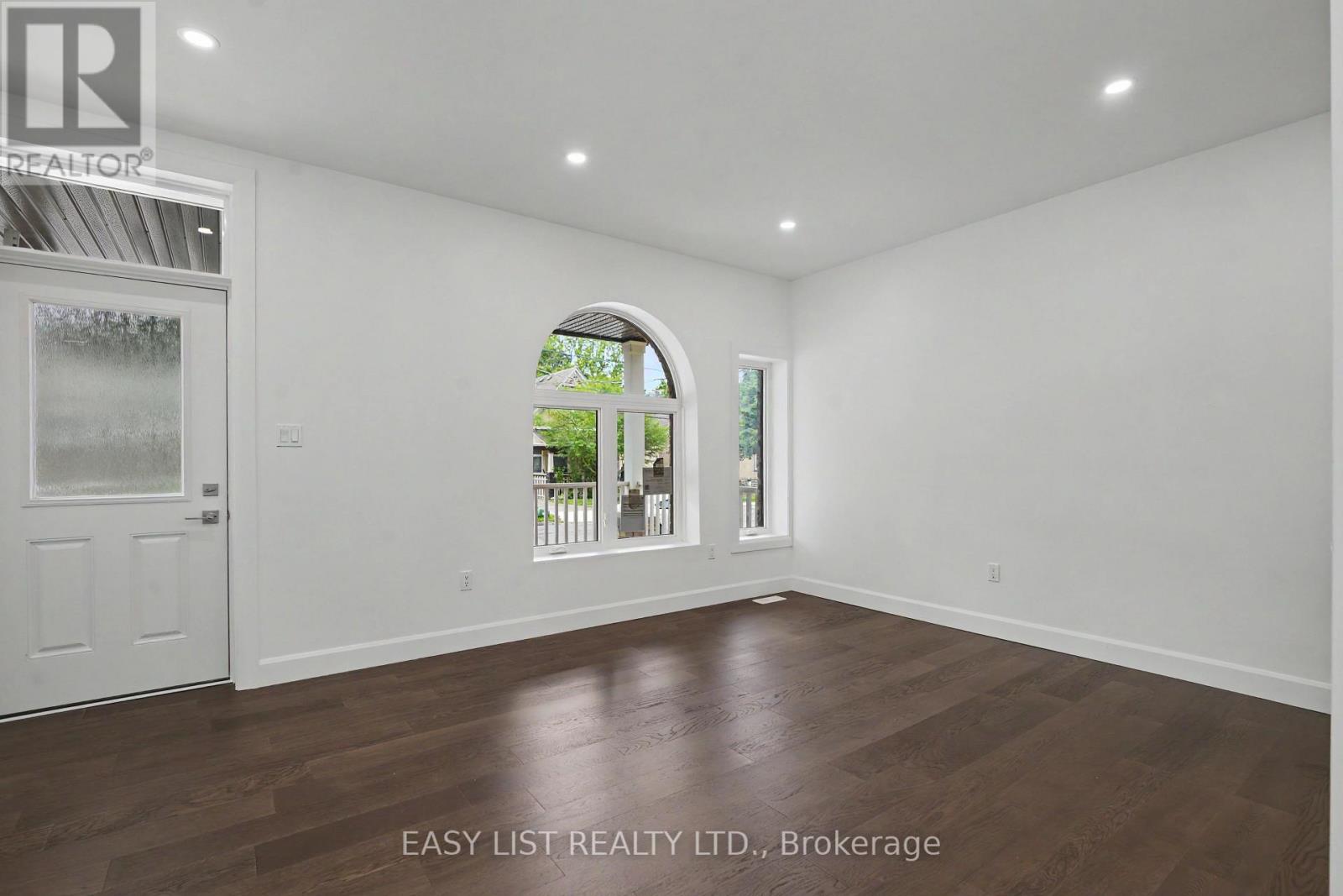 840 LORNE AVENUE - 10