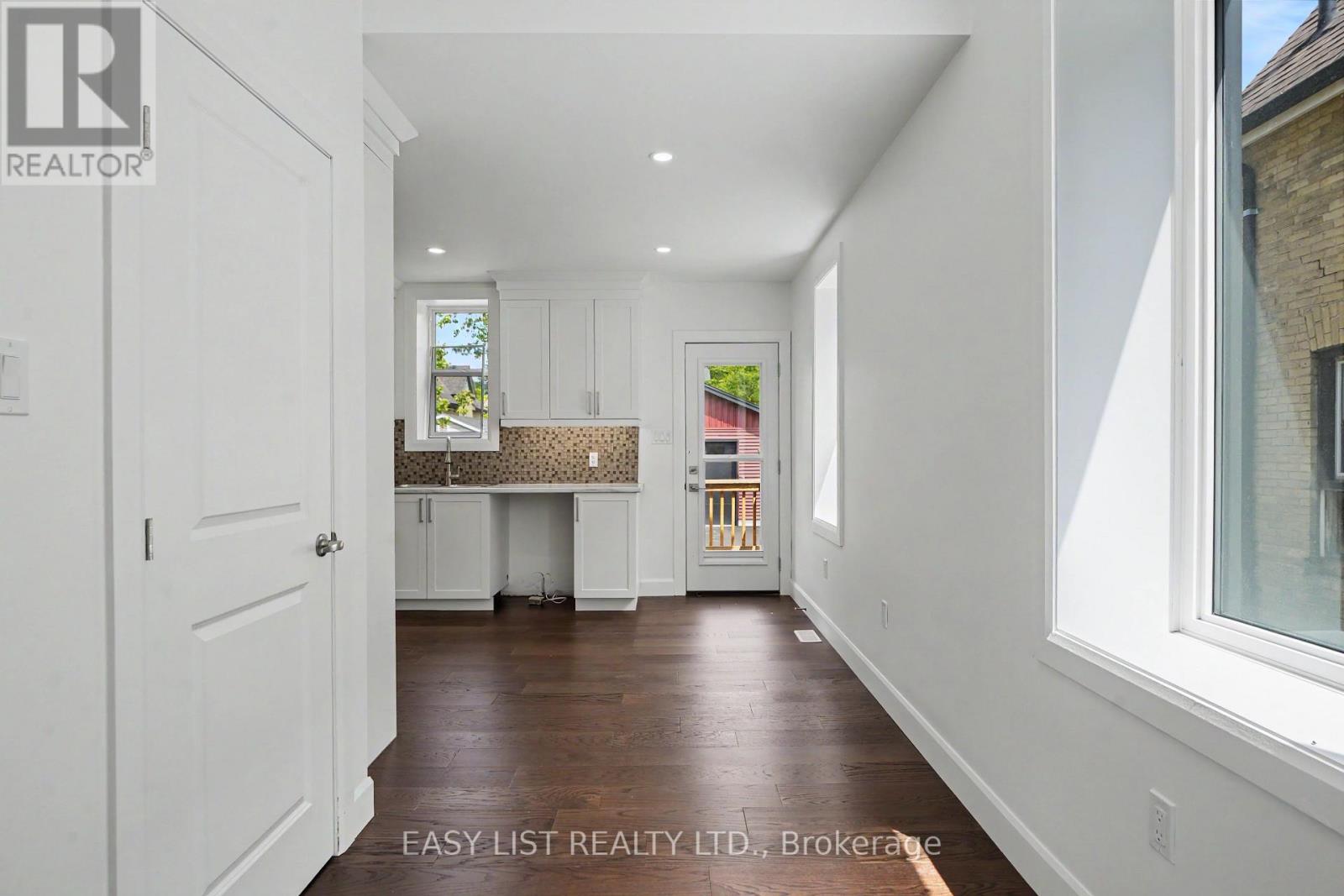 840 LORNE AVENUE - 12