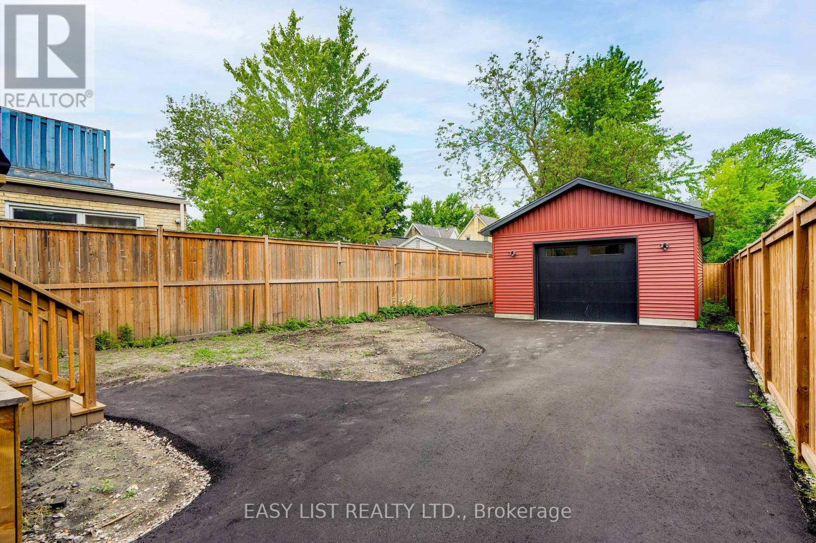 840 LORNE AVENUE - 7