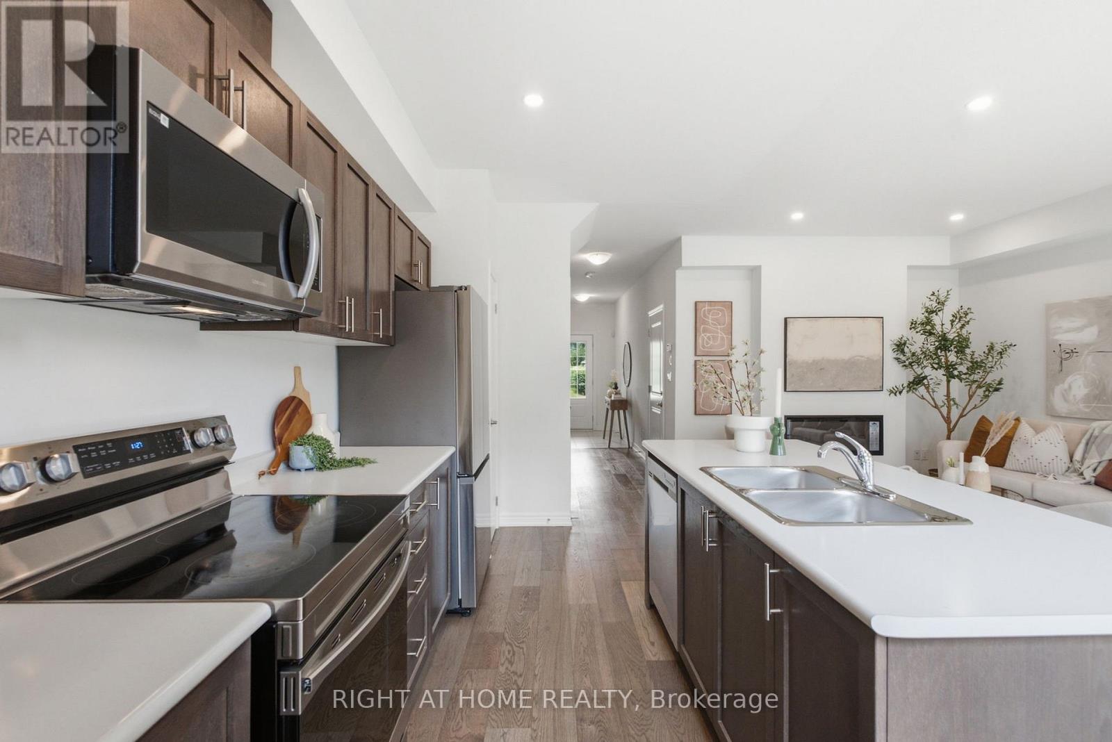 415 EAST 16TH STREET - 18