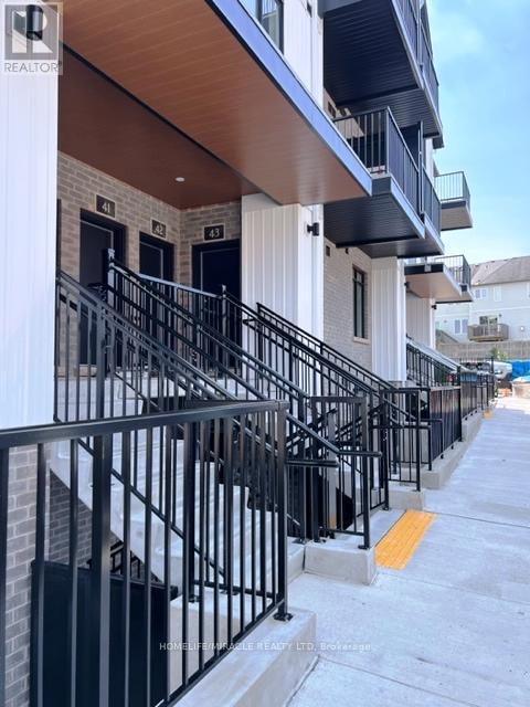 43 - 405 MYERS ROAD — photo 2