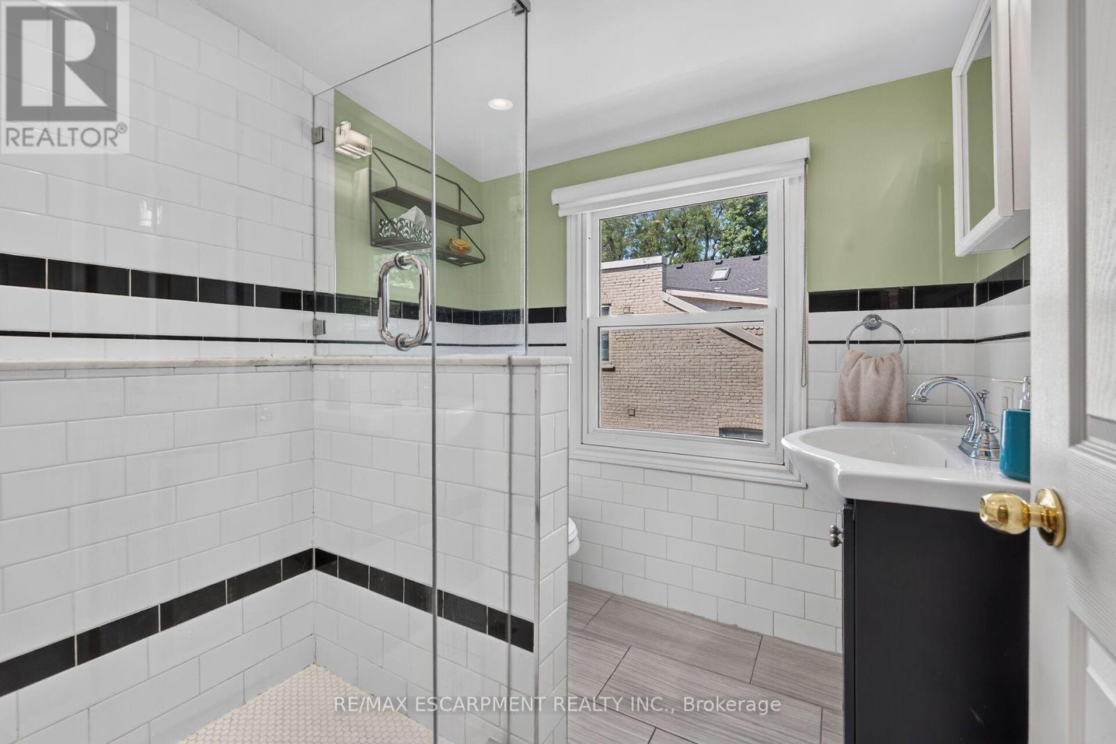 163 HESS STREET S - 36