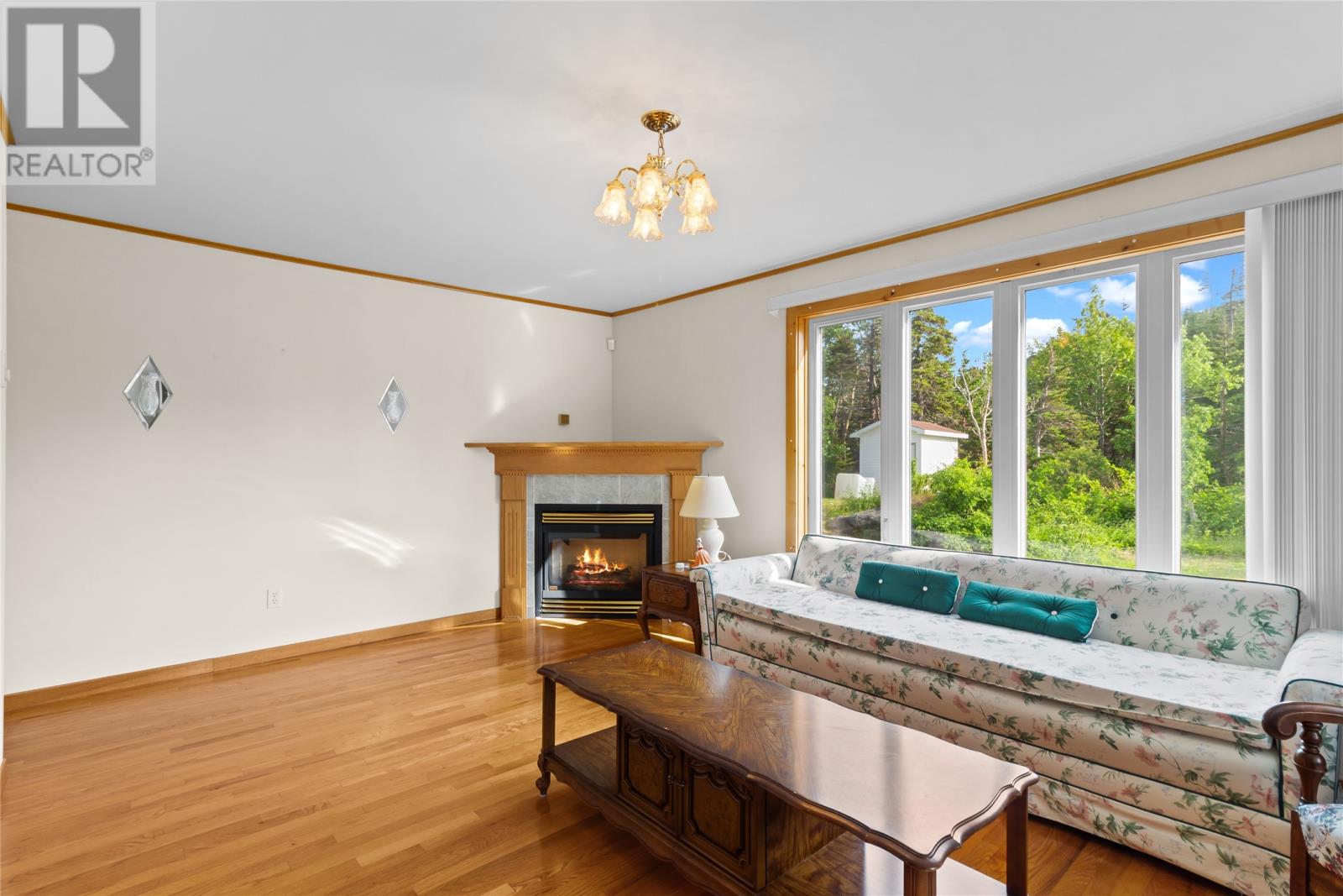8 Anglican Cemetery Road - 6