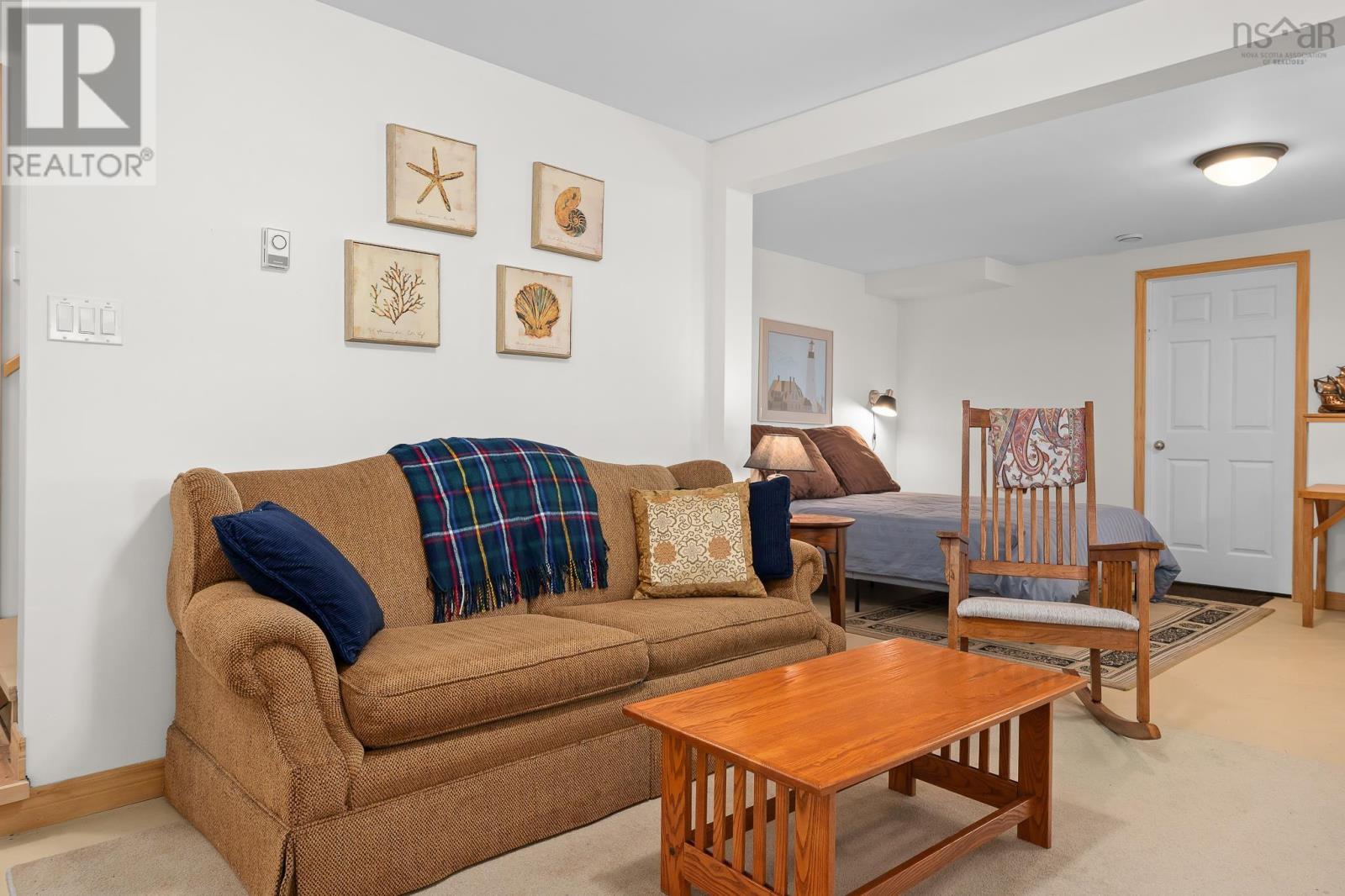 240 Beaver Drive - 29
