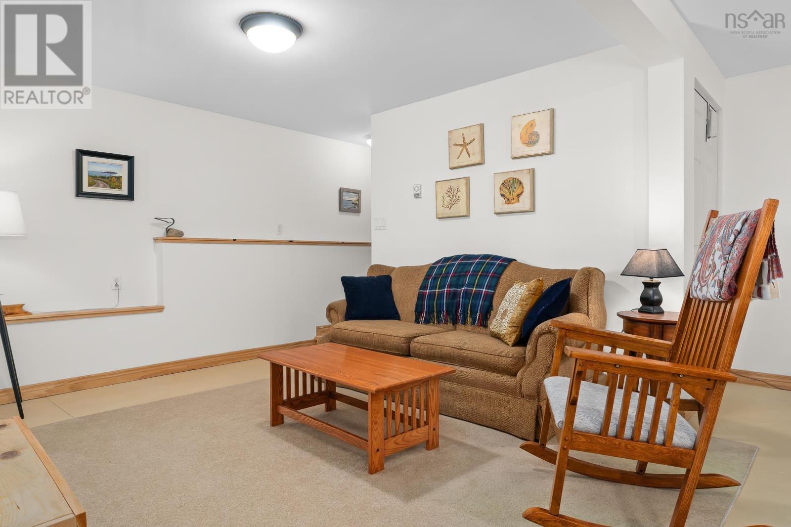 240 Beaver Drive - 32