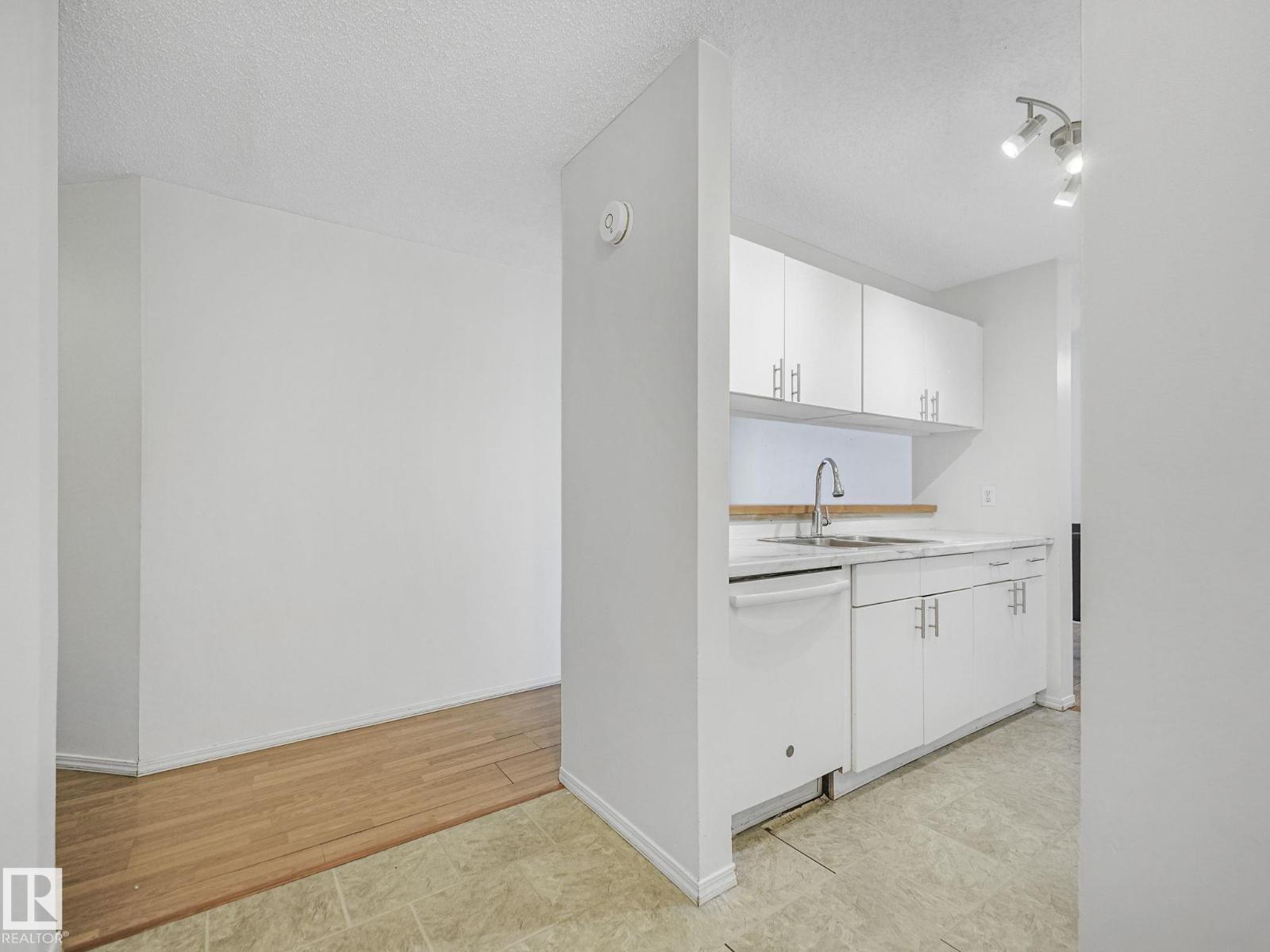 #143 10636 120 ST NW - 11