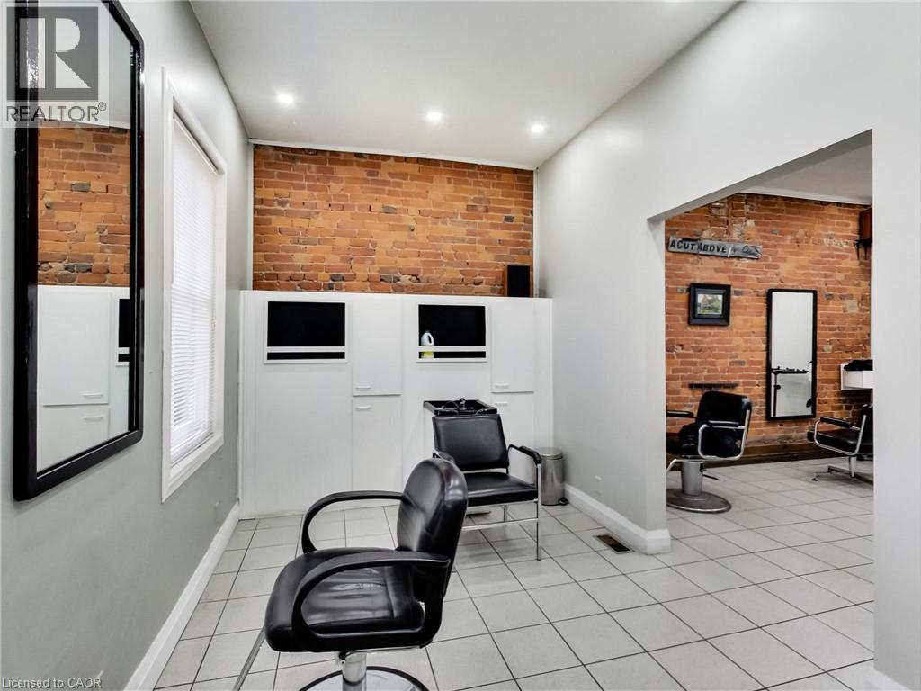 51 AUGUSTA Street - 8