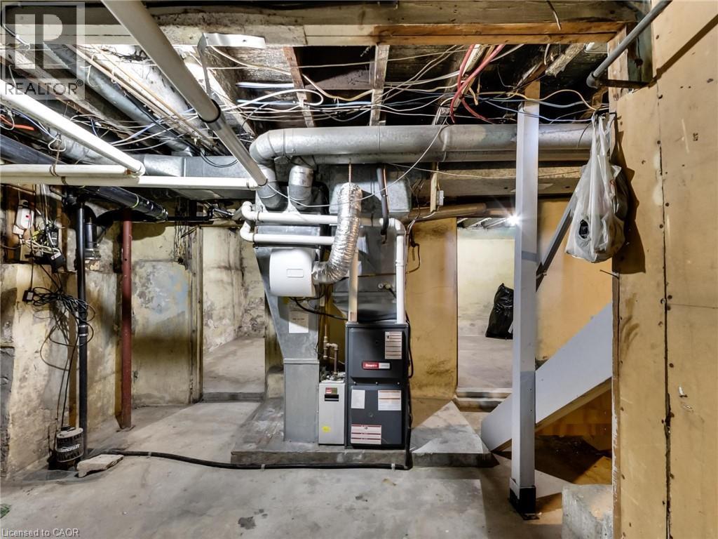 51 AUGUSTA Street - 43