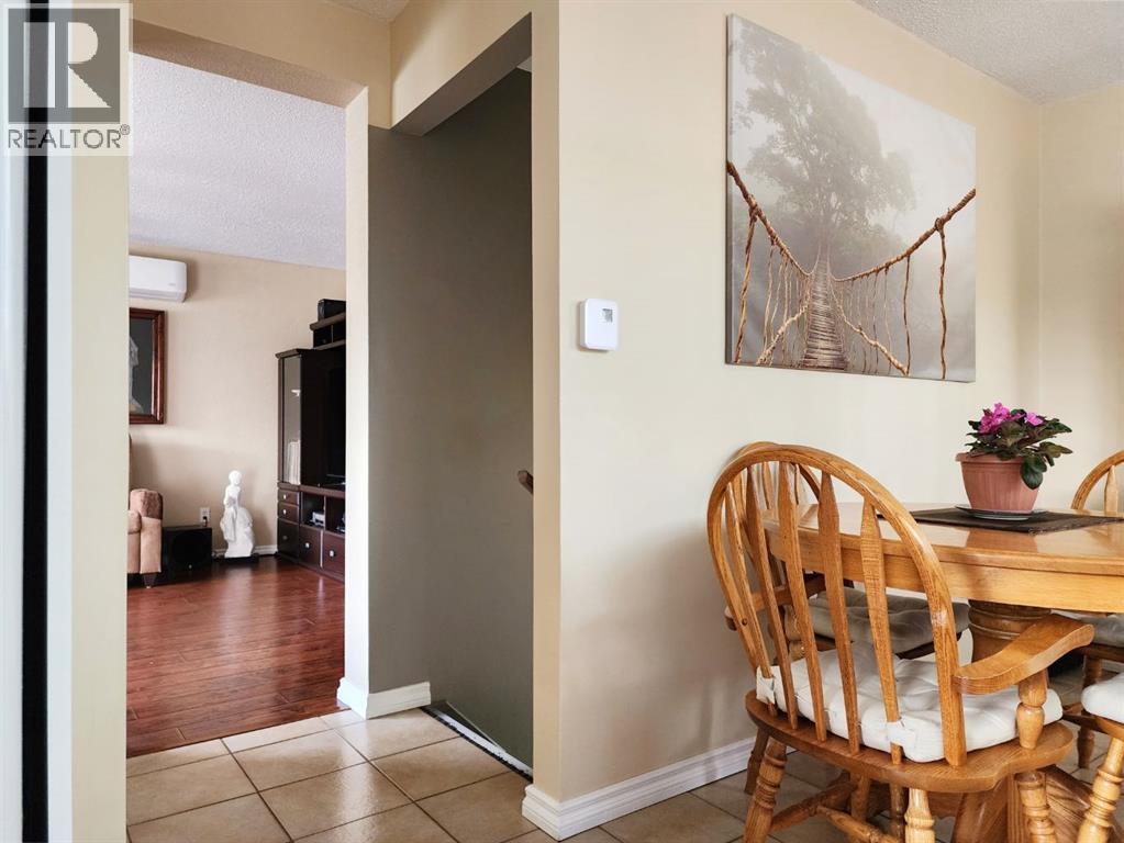 18 WILLOW ROAD - 9