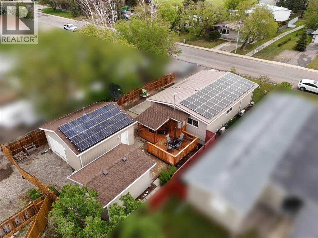 18 WILLOW ROAD - 32