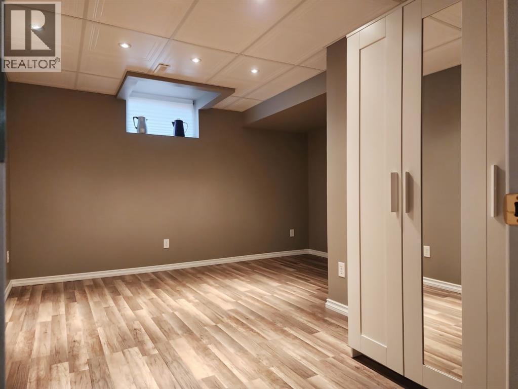 18 WILLOW ROAD - 29