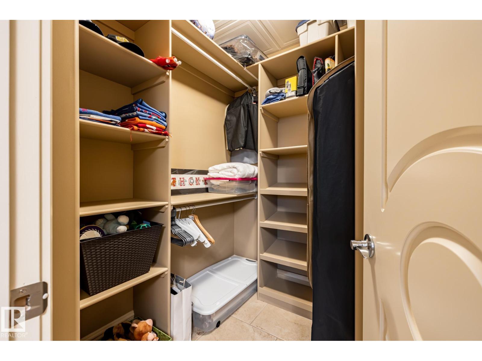 7620 98A AV NW - 53
