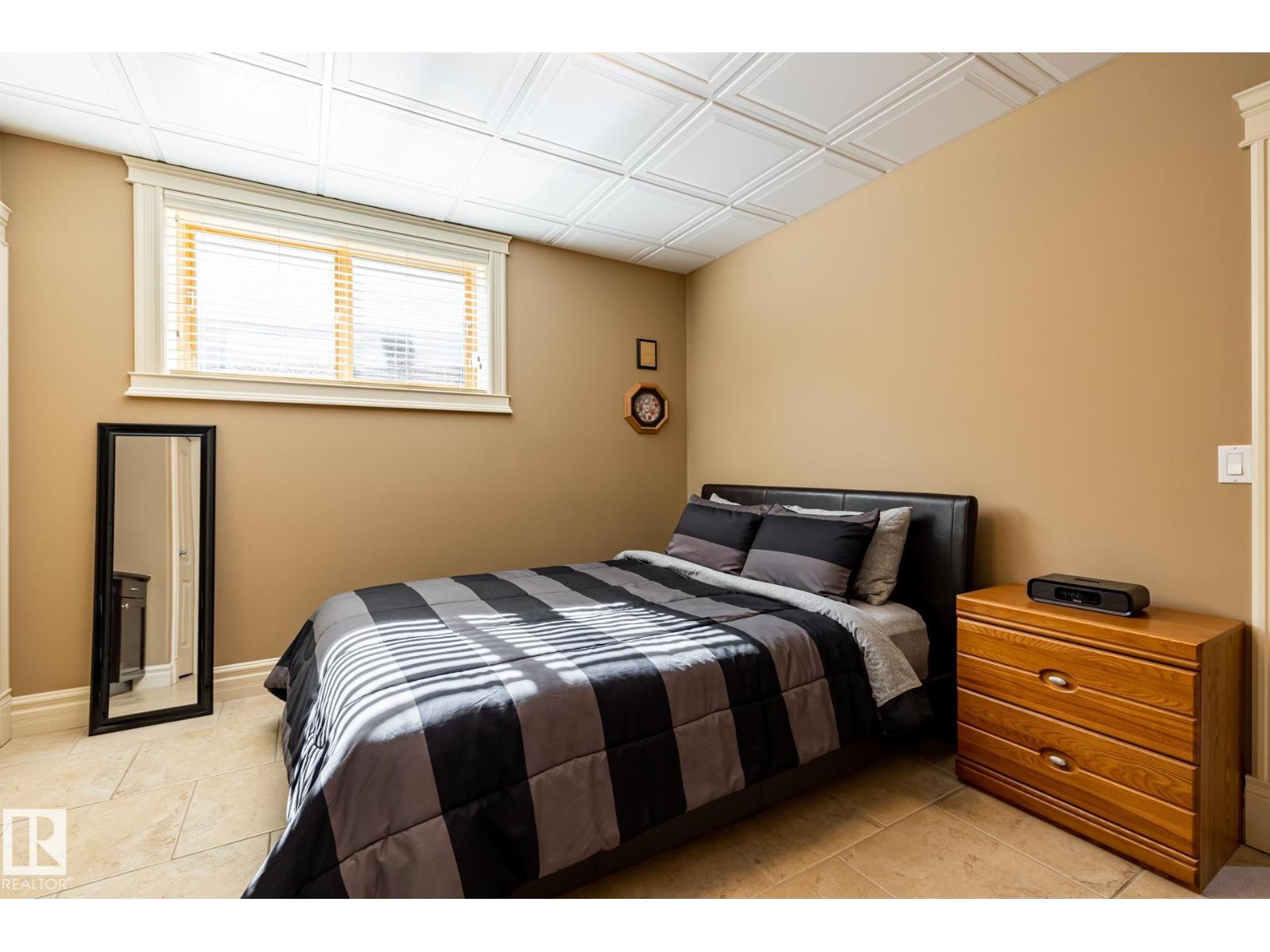 7620 98A AV NW - 60