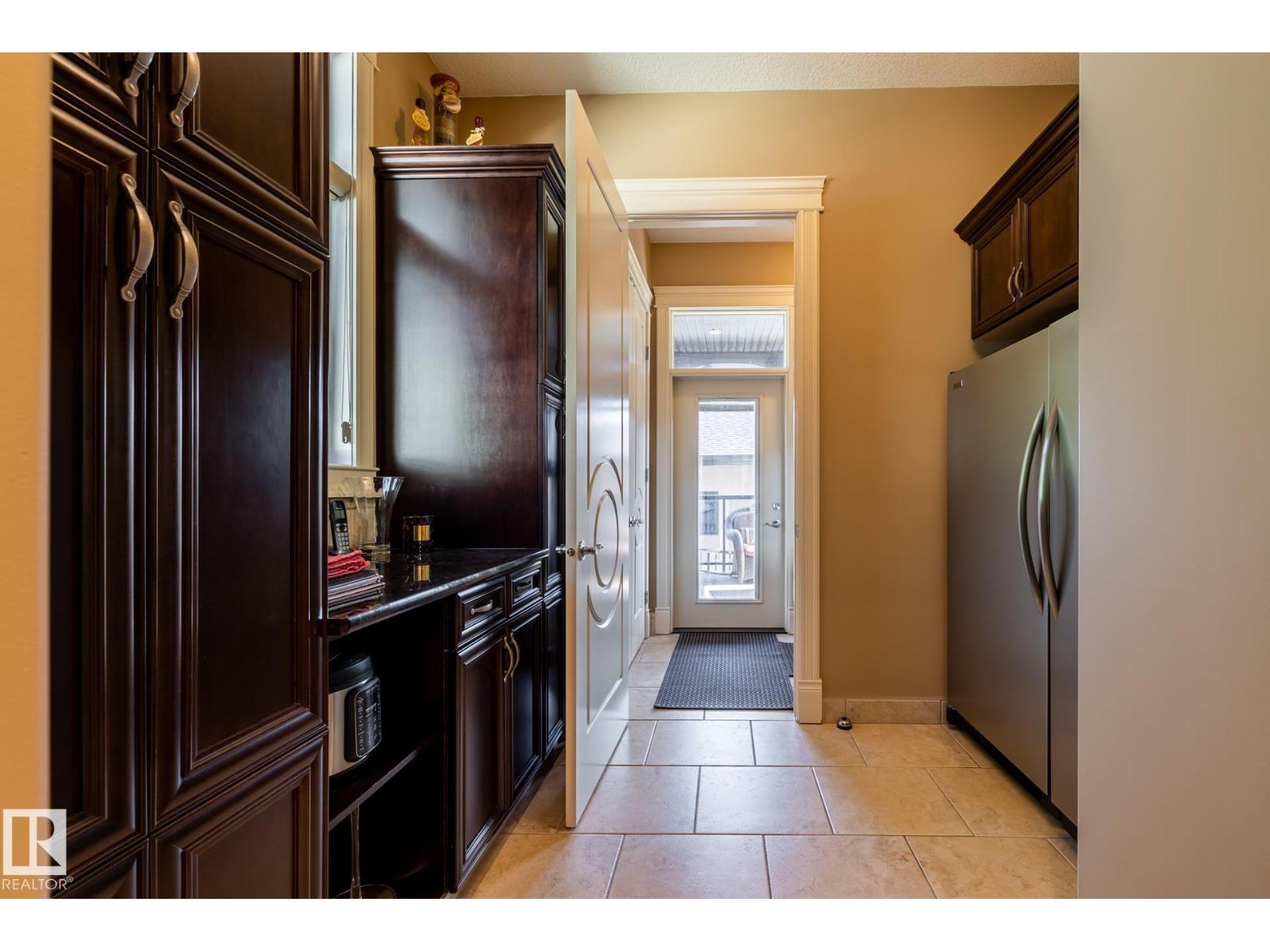 7620 98A AV NW - 20