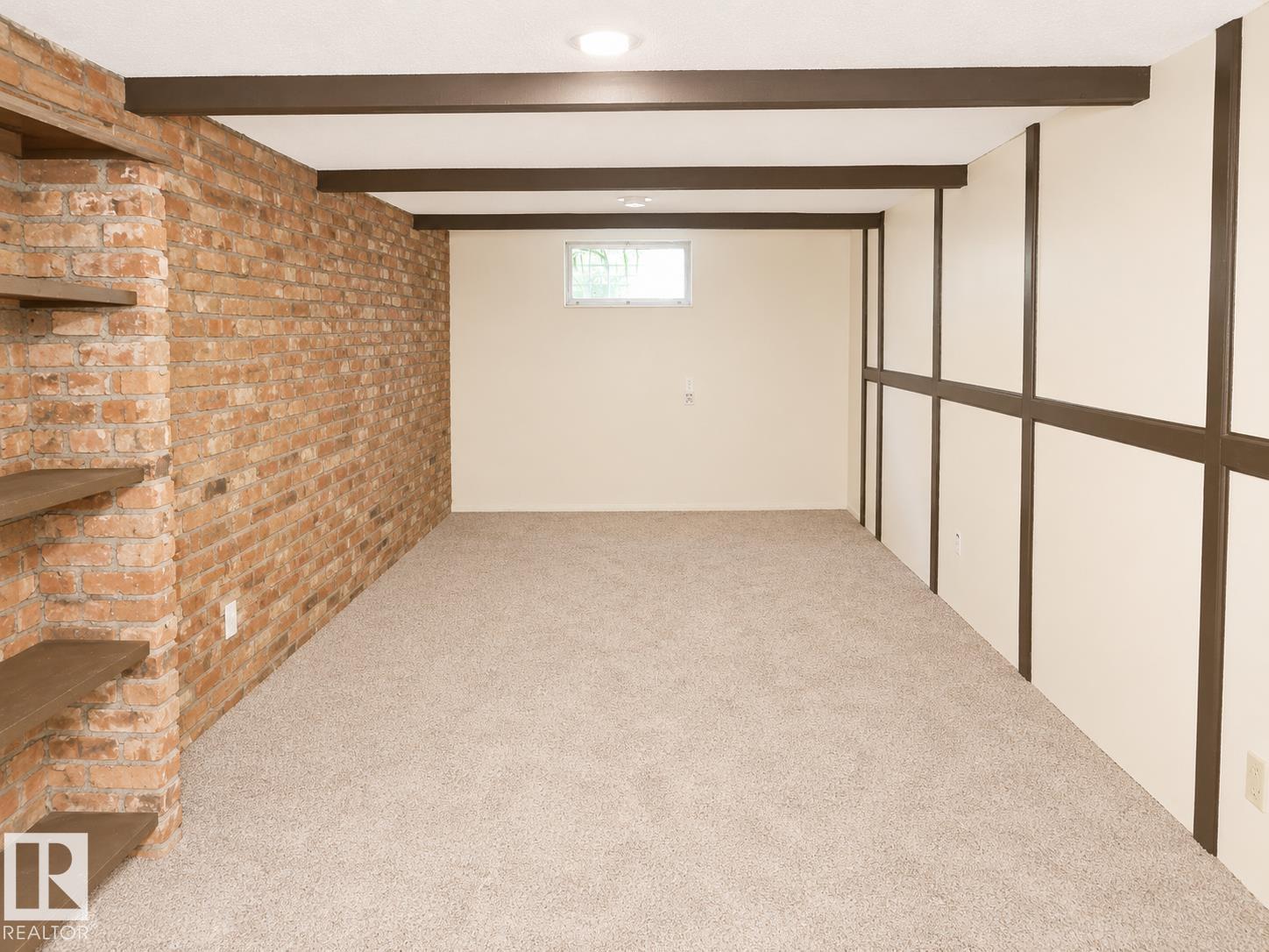 8712 162 ST NW - 12