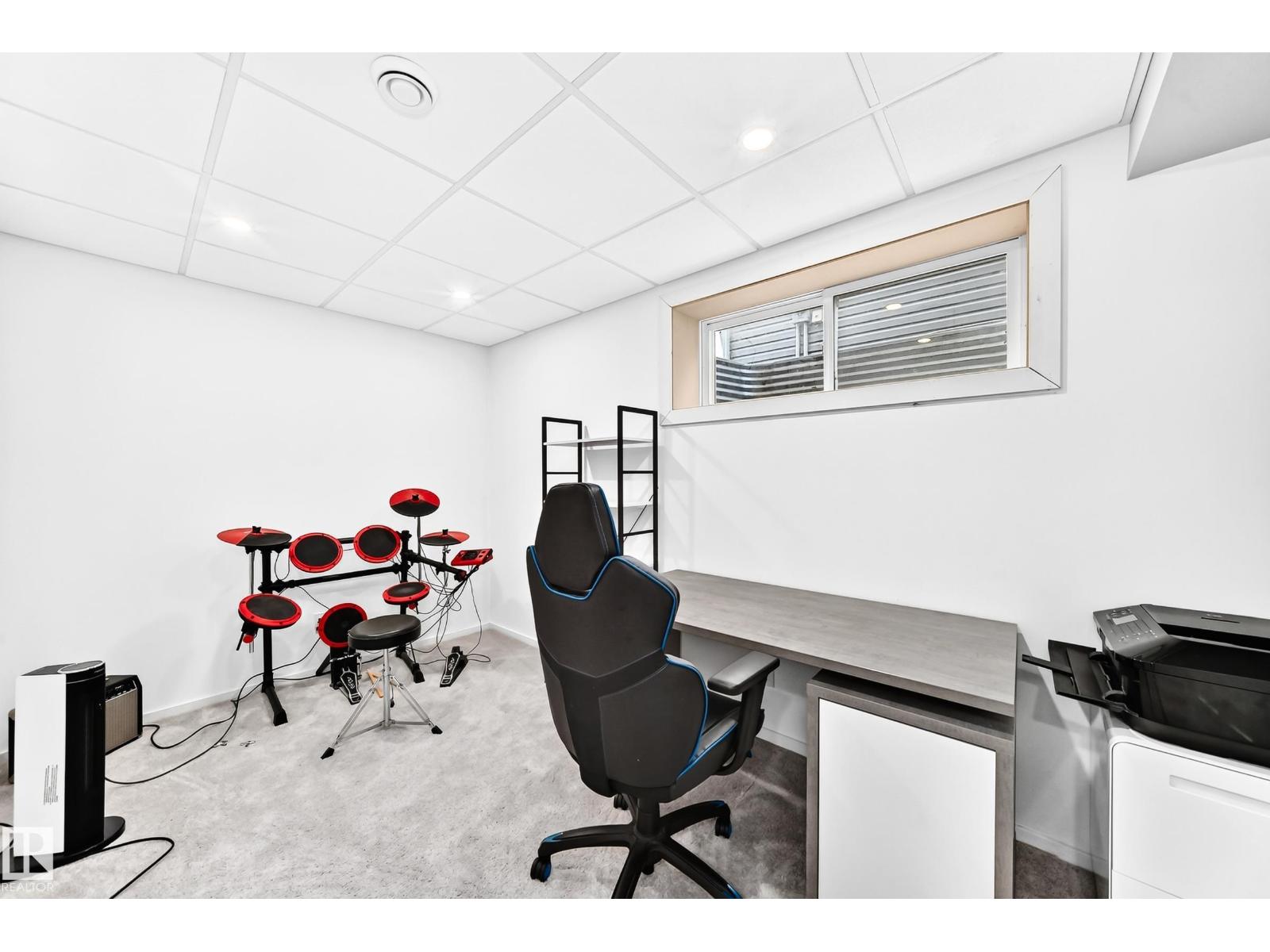 7481 ELLESMERE WY - 33