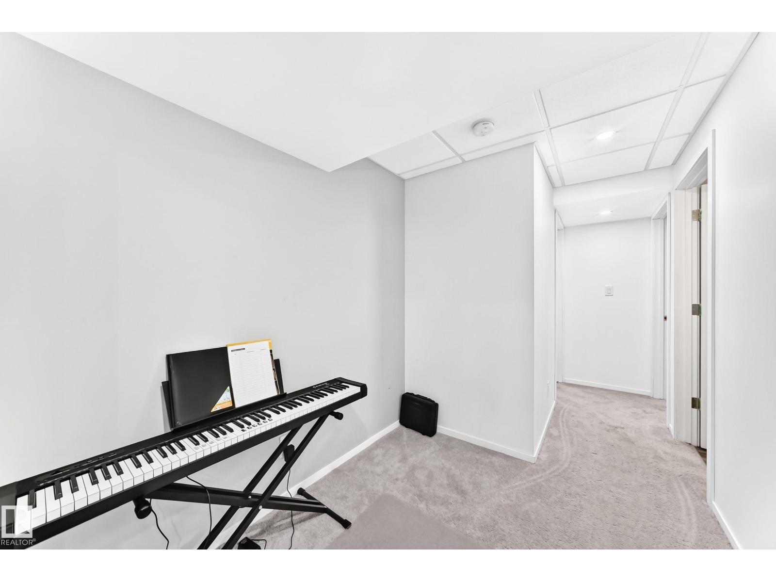 7481 ELLESMERE WY - 31
