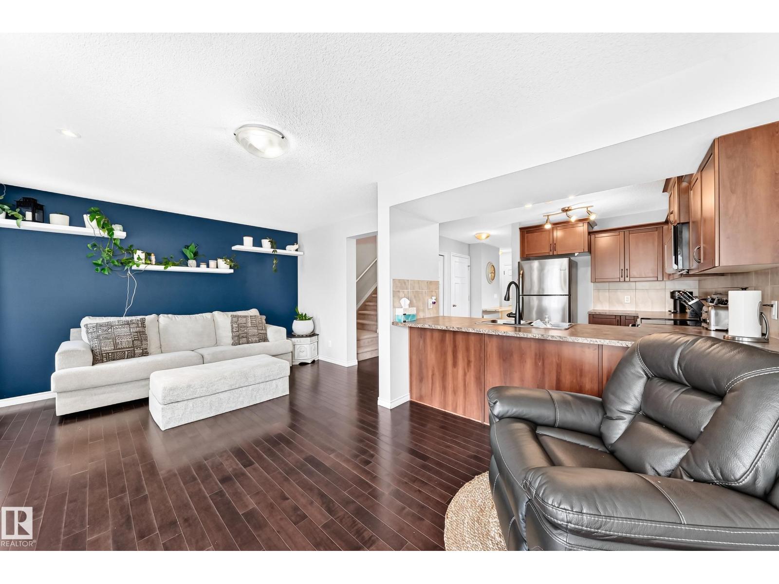 7481 ELLESMERE WY - 10