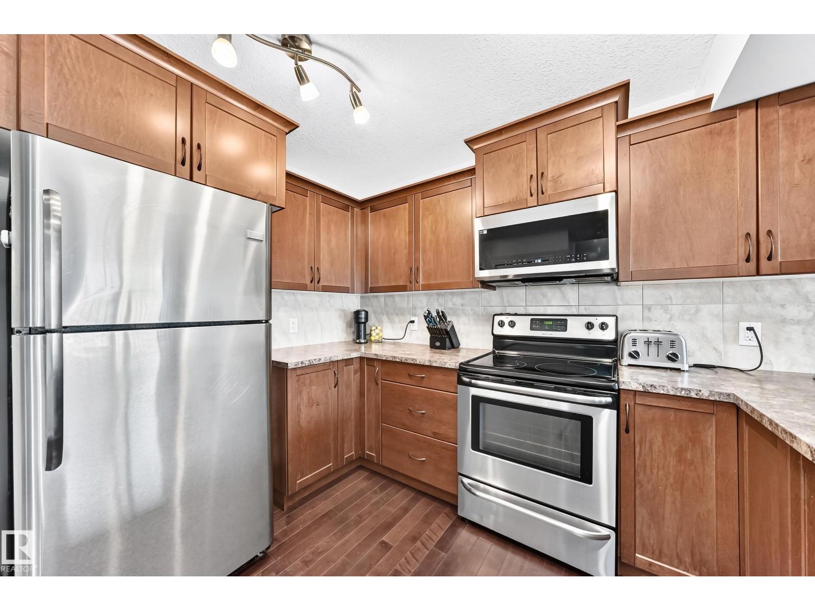7481 ELLESMERE WY - 5