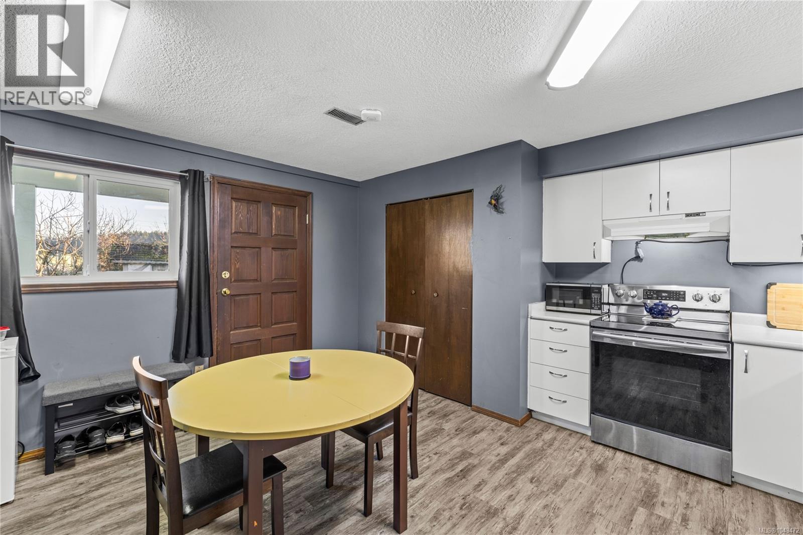 618 Beach Dr - 23